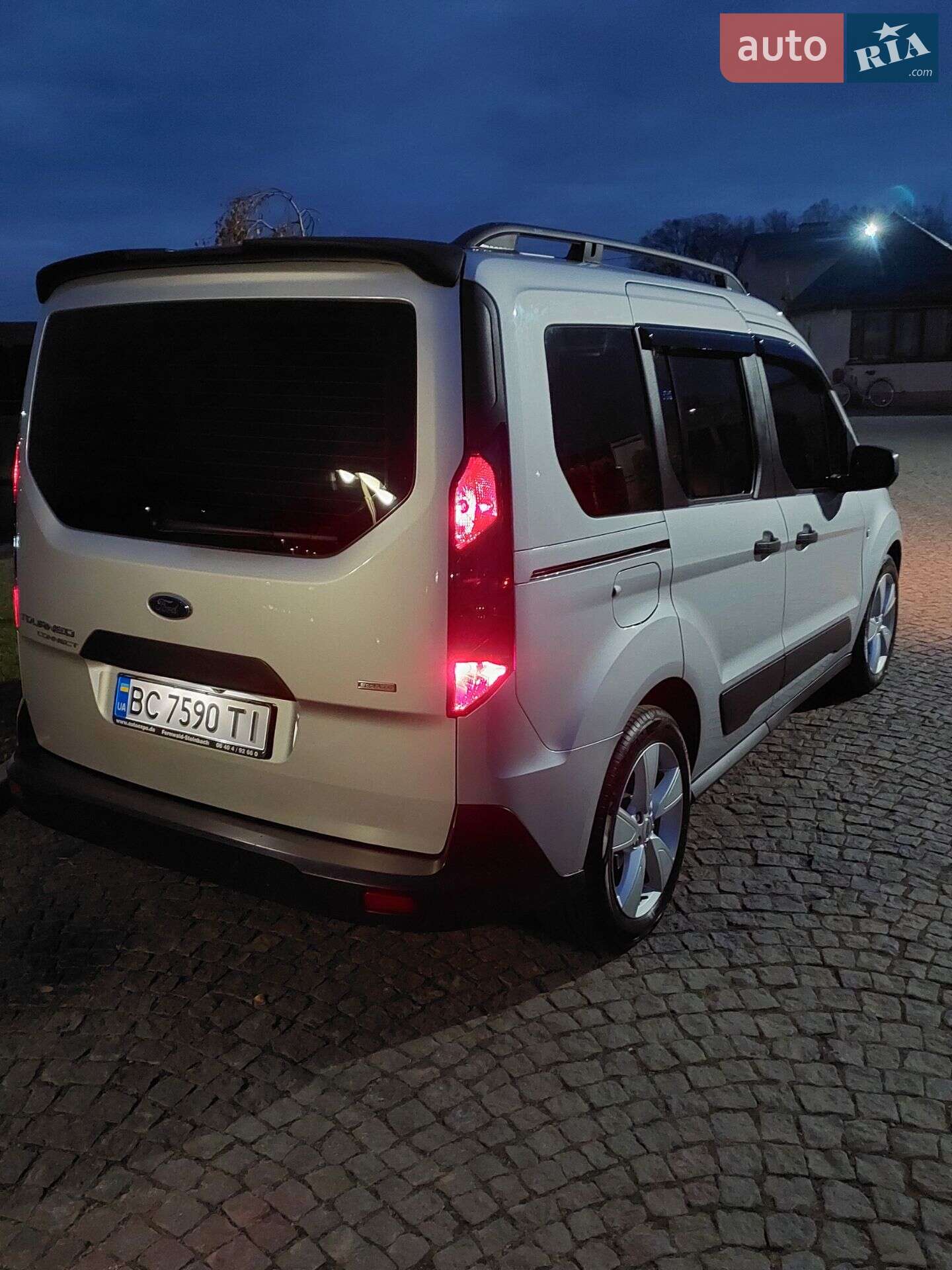 Ford Tourneo Connect 2018 VIN WF0TXXWPGTJU72925 фото оголошення 42 з 80