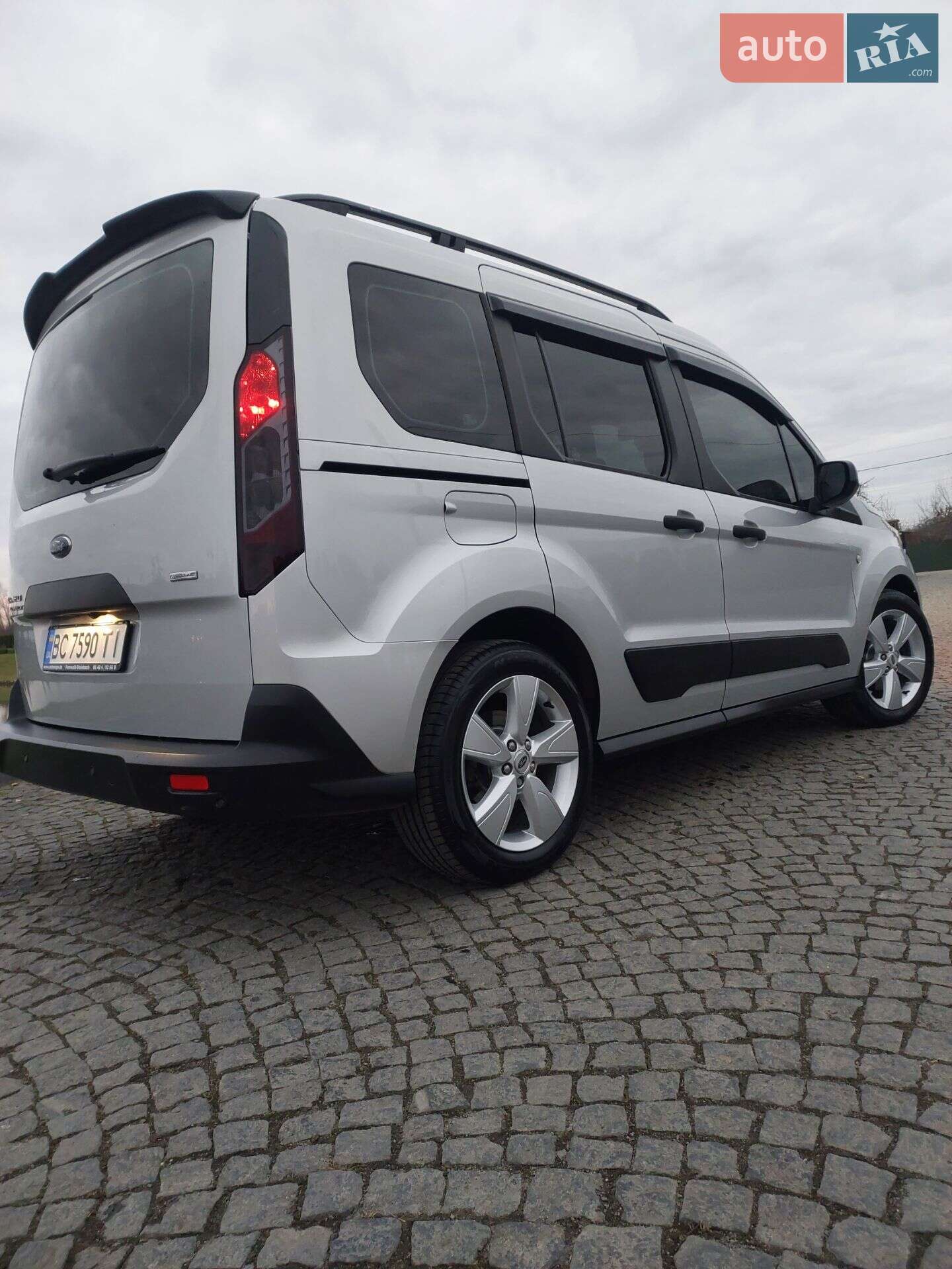 Ford Tourneo Connect 2018 VIN WF0TXXWPGTJU72925 фото оголошення 46 з 80
