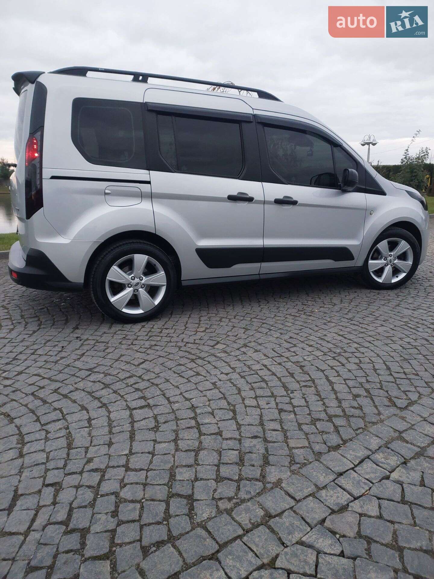 Ford Tourneo Connect 2018 VIN WF0TXXWPGTJU72925 фото оголошення 29 з 80