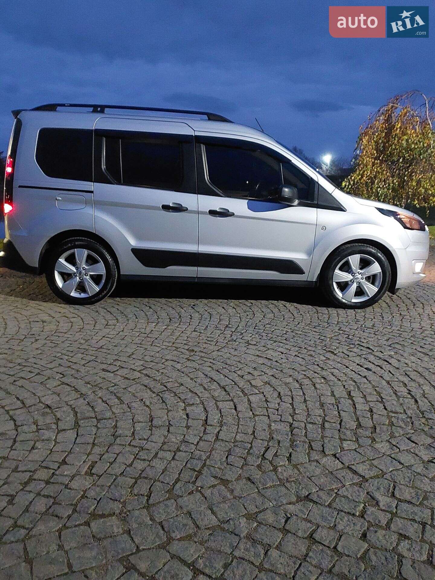 Ford Tourneo Connect 2018 VIN WF0TXXWPGTJU72925 фото оголошення 30 з 80