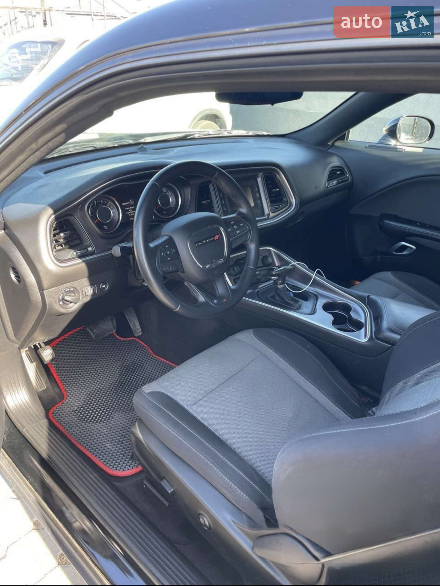Dodge Challenger 2014 VIN 2C3CDZAG7FH707834 фото оголошення 11 з 15