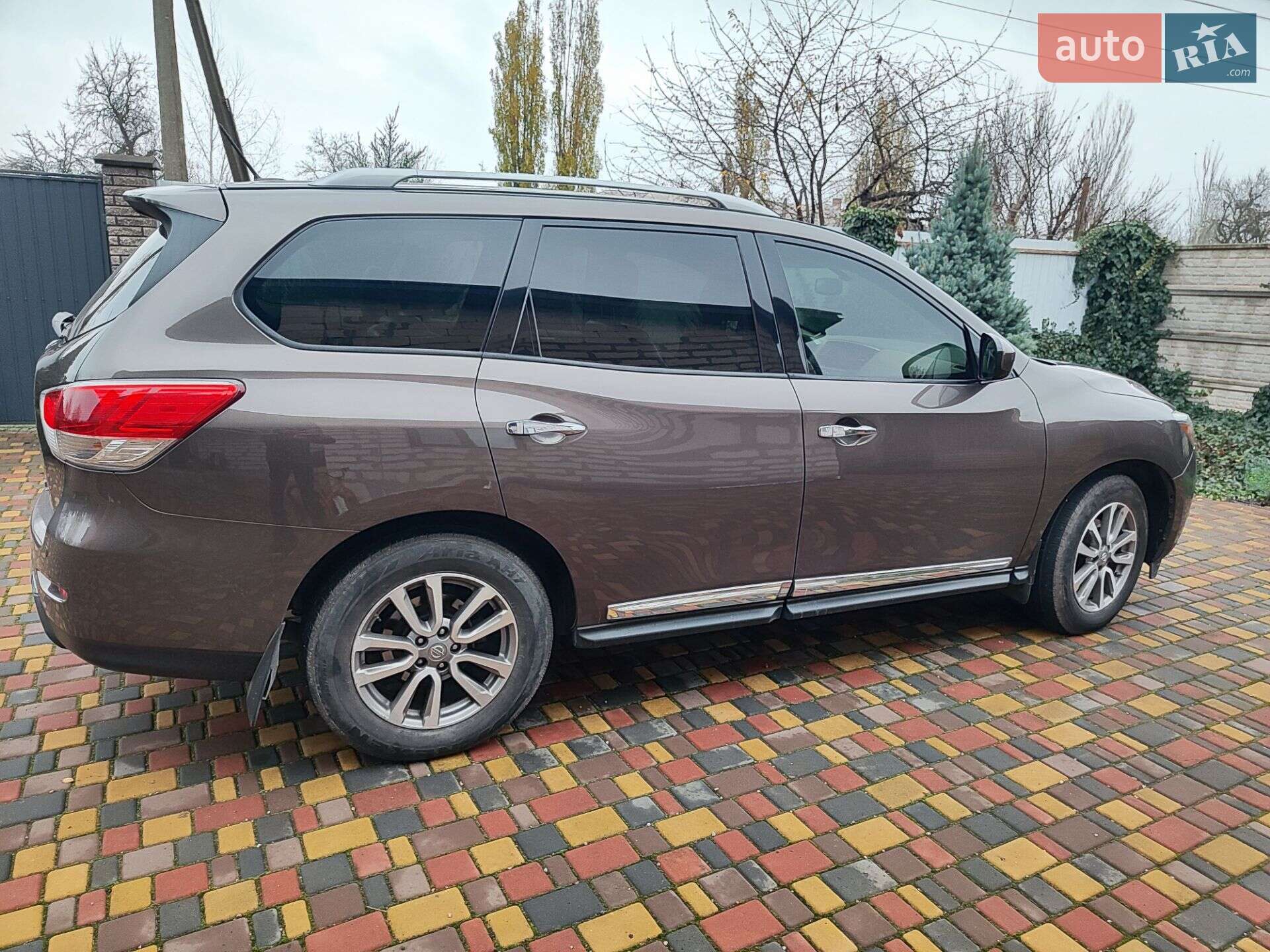 Nissan Pathfinder 2015 VIN 5N1AR2MN0FC711258 фото оголошення 5 з 8
