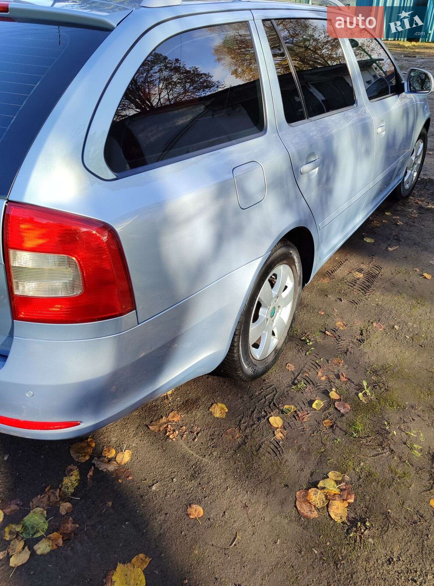 Skoda Octavia 2009 VIN TMBGK61Z192039495 фото оголошення 7 з 14