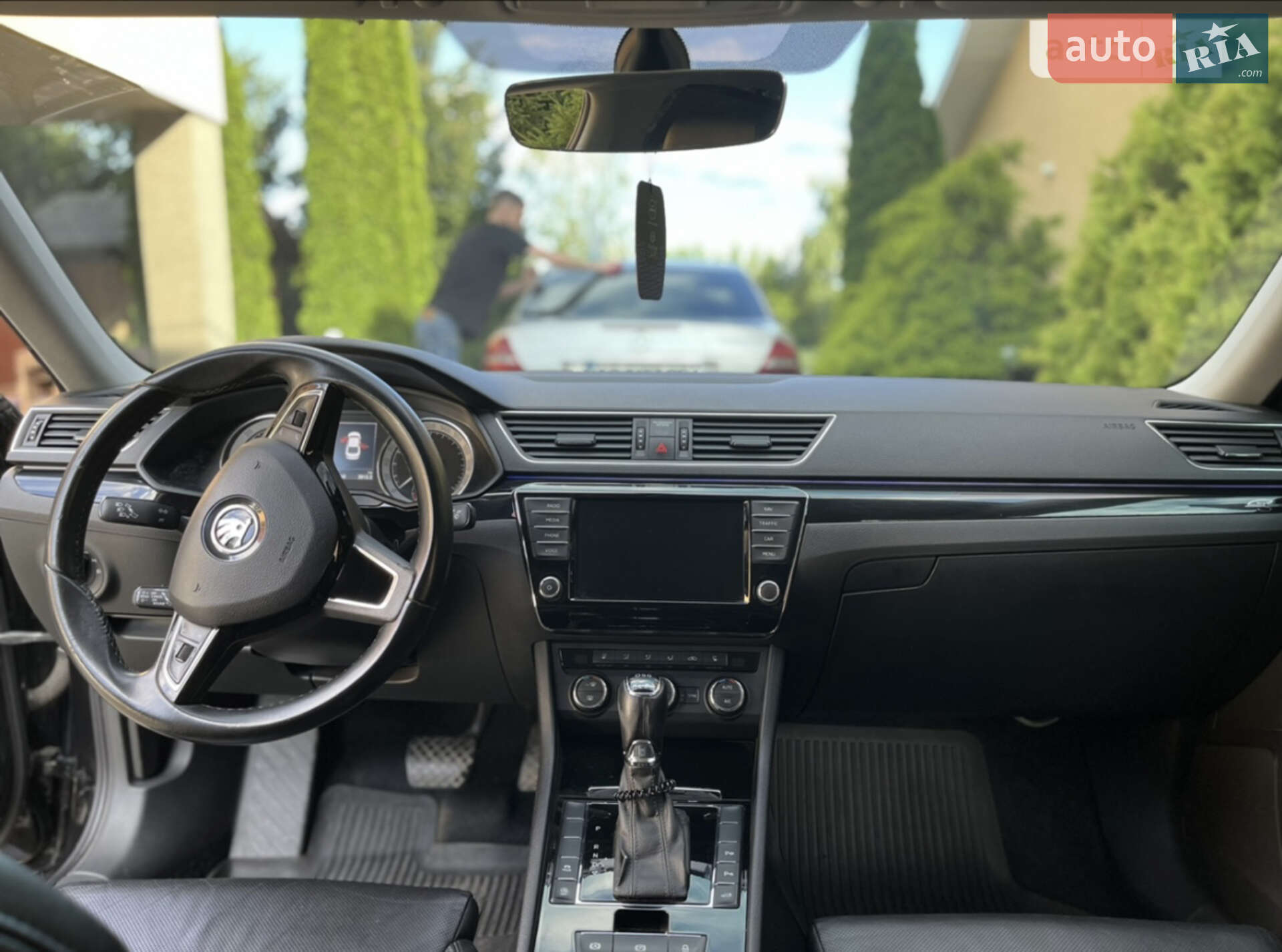 Skoda Superb 2016 VIN TMBAH7NP1H7039646 фото оголошення 5 з 6