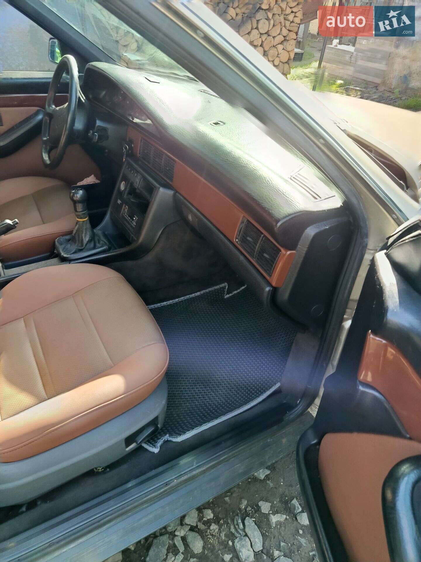 Audi 100 1989 VIN WAUZZZ44ZKN058729 фото оголошення 4 з 30