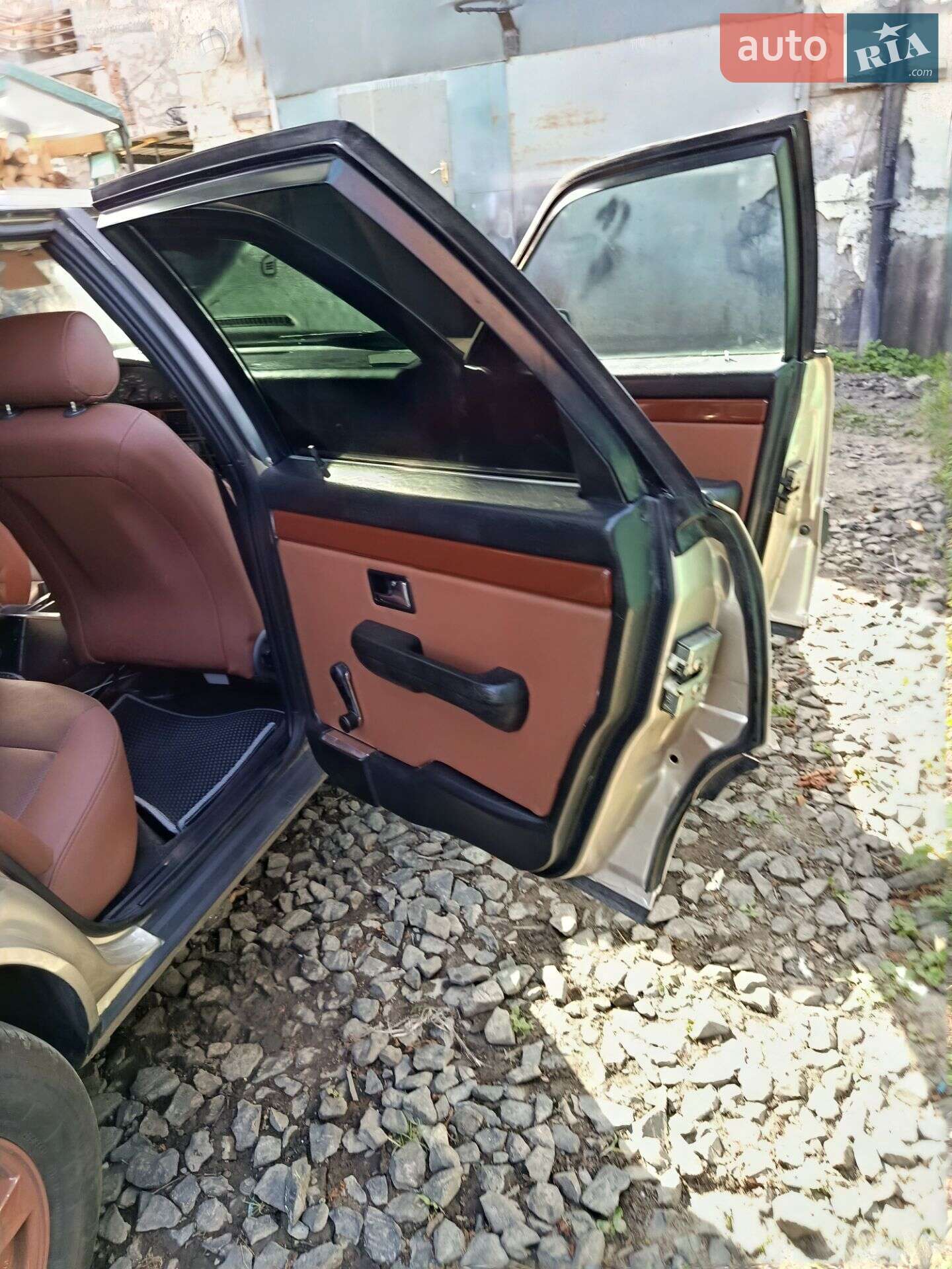 Audi 100 1989 VIN WAUZZZ44ZKN058729 фото оголошення 6 з 30