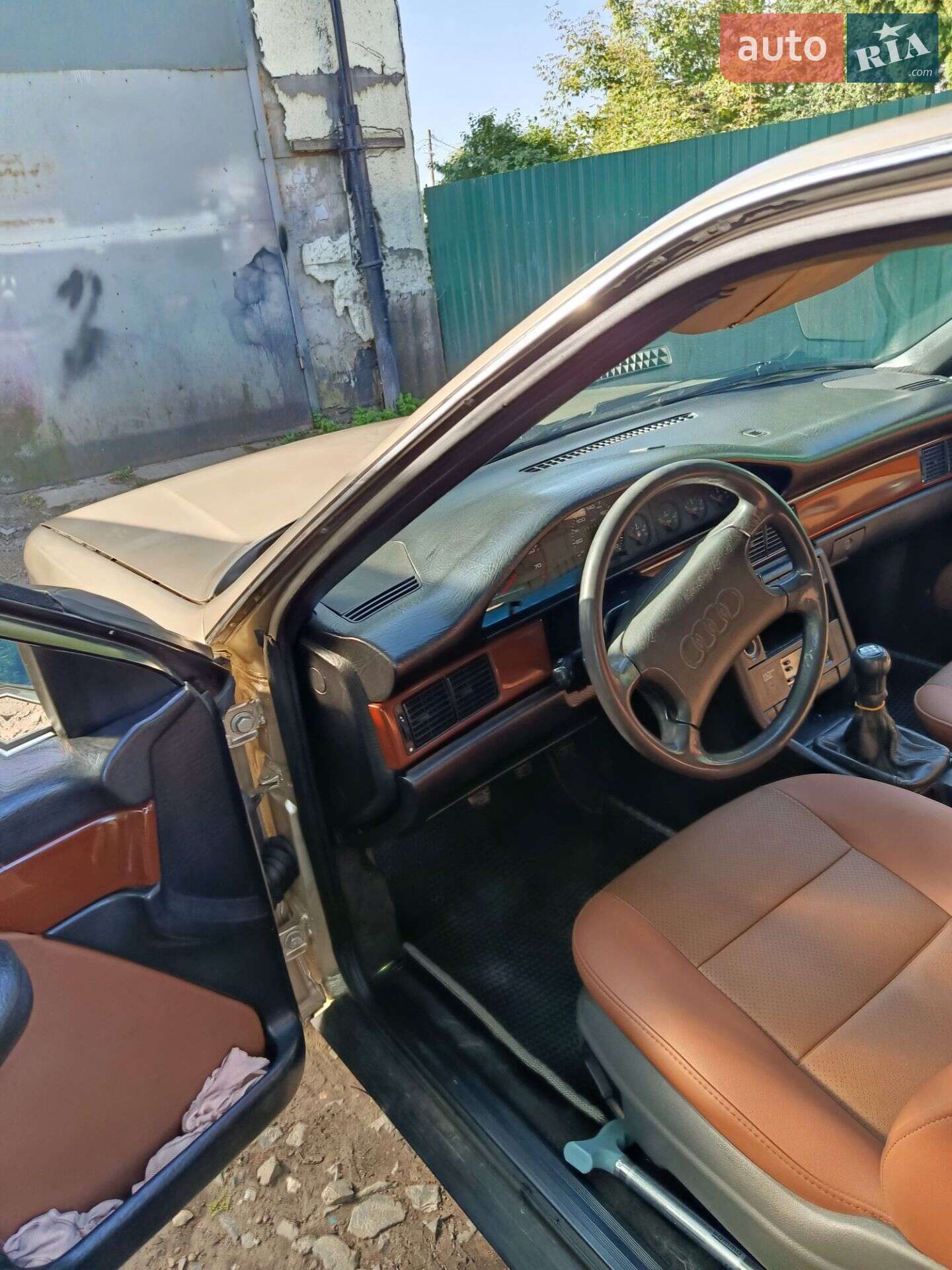 Audi 100 1989 VIN WAUZZZ44ZKN058729 фото оголошення 15 з 30