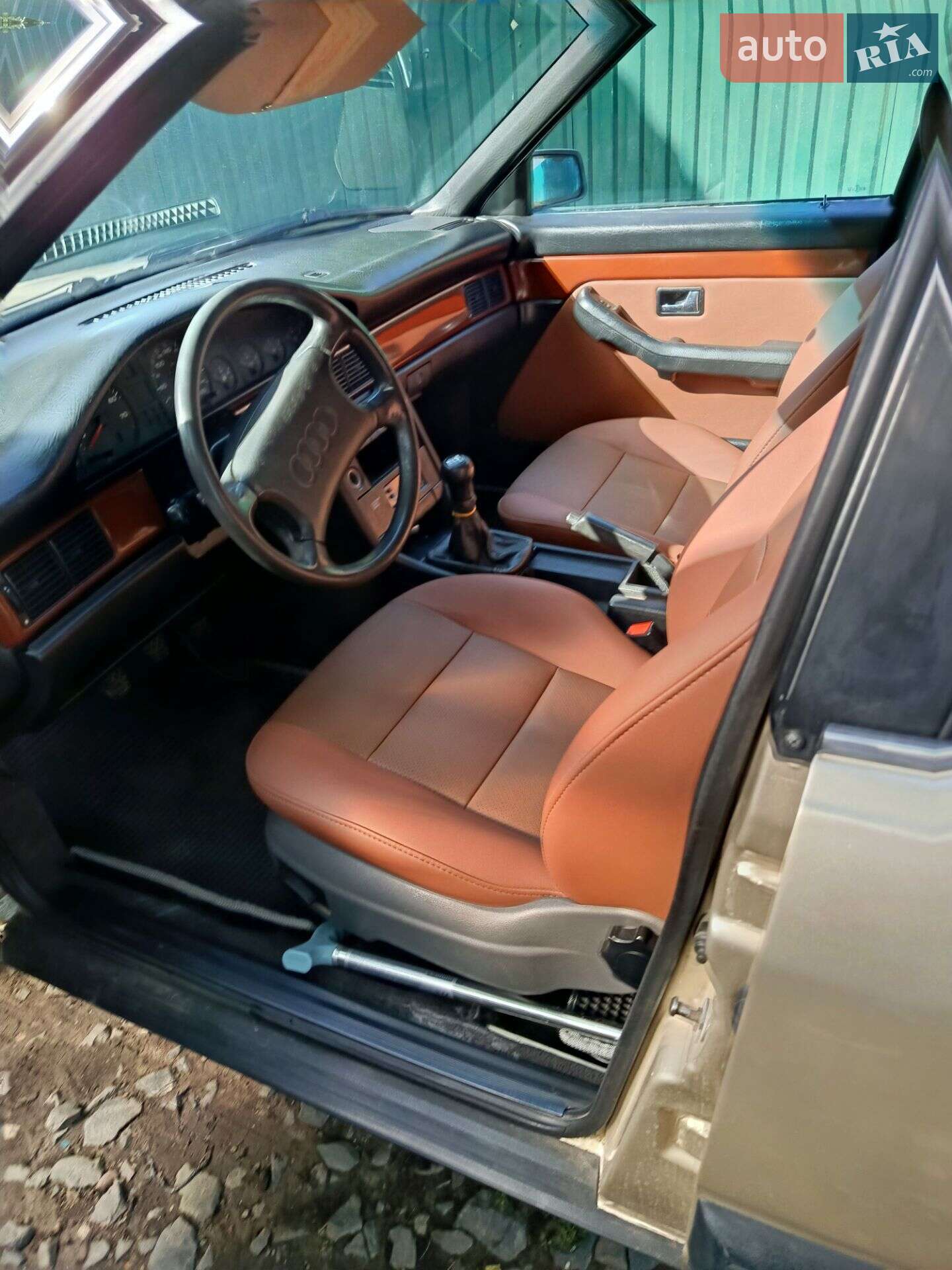 Audi 100 1989 VIN WAUZZZ44ZKN058729 фото оголошення 18 з 30