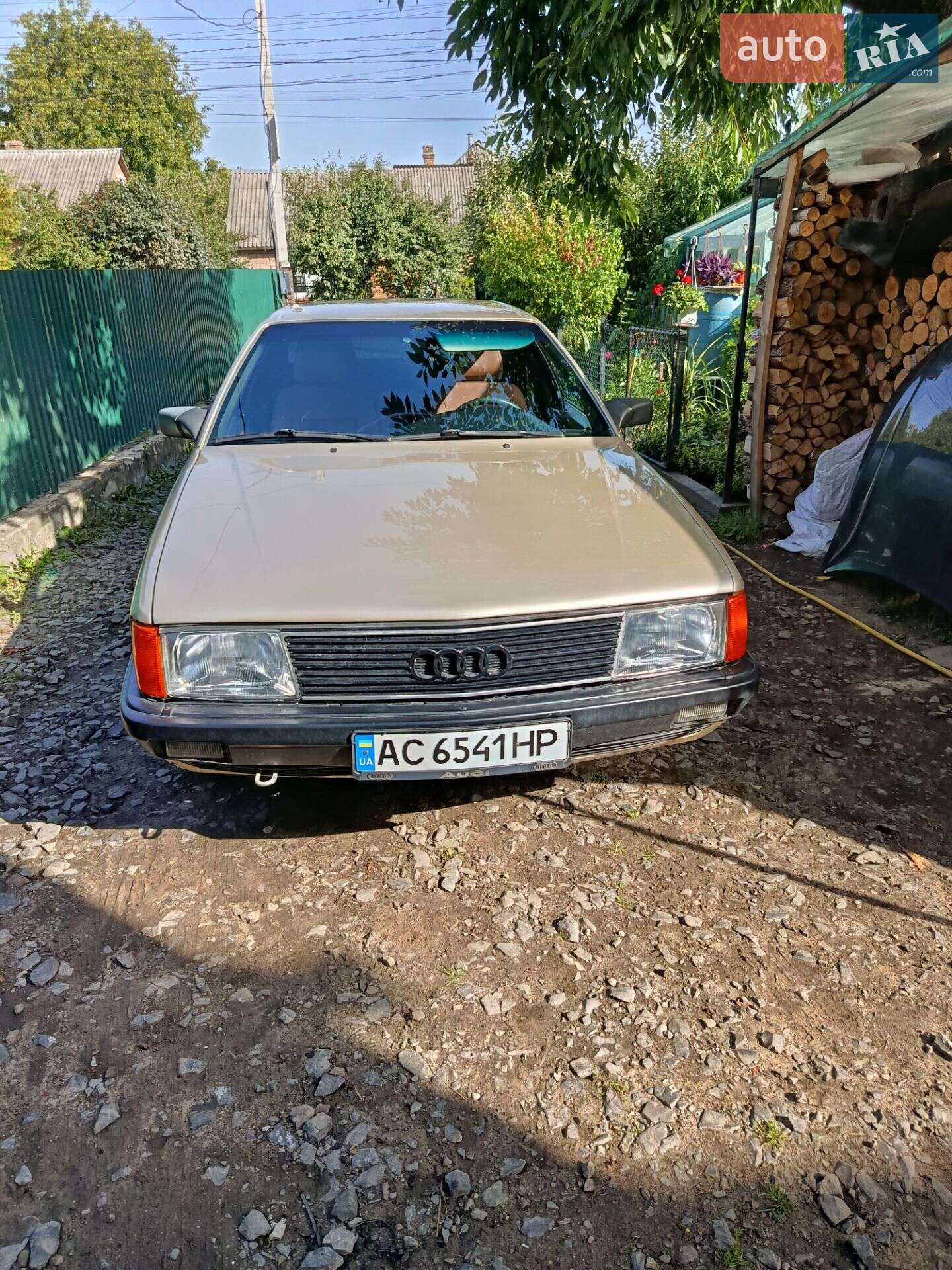 Audi 100 1989 VIN WAUZZZ44ZKN058729 фото оголошення 19 з 30