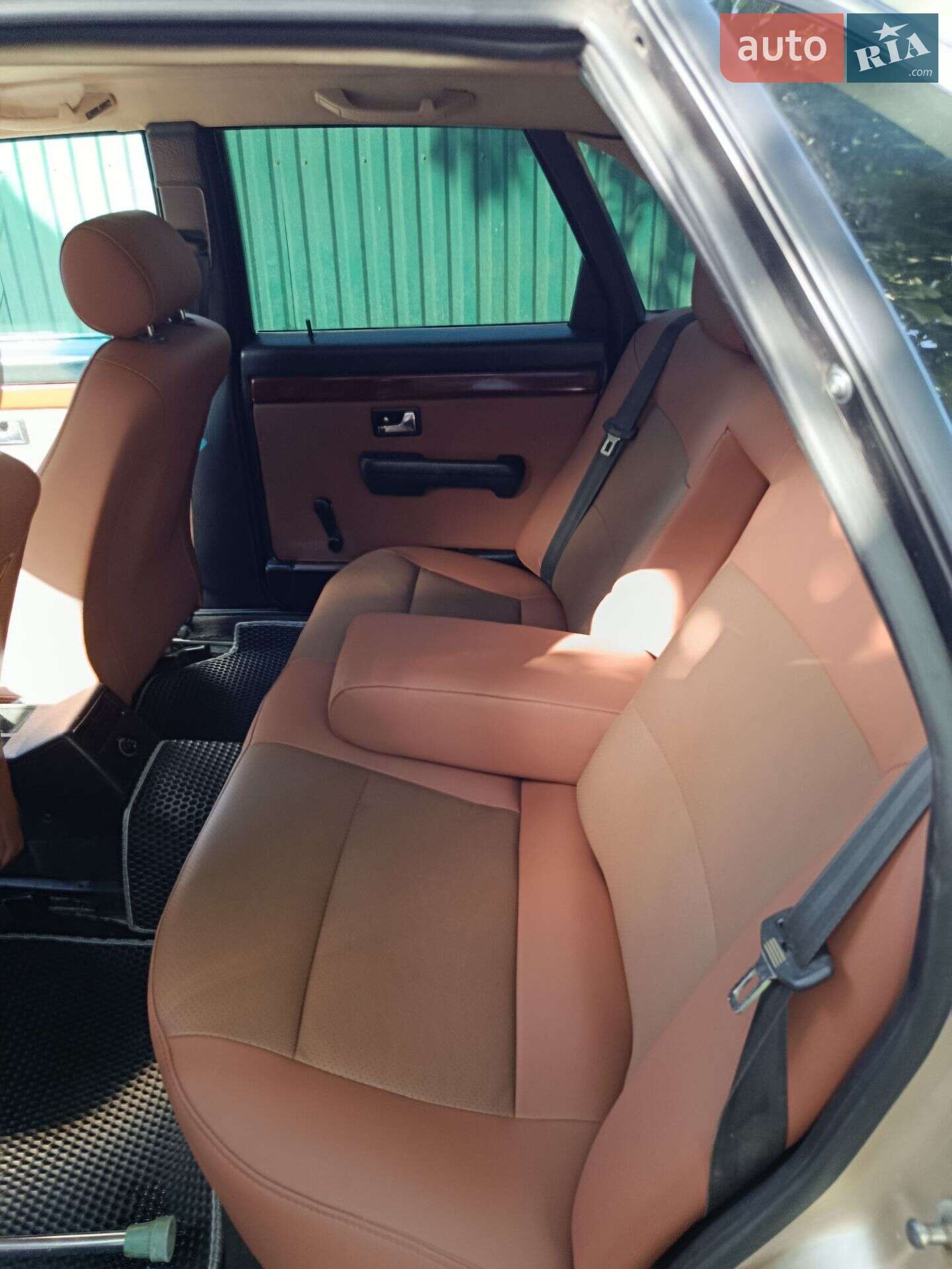 Audi 100 1989 VIN WAUZZZ44ZKN058729 фото оголошення 25 з 30
