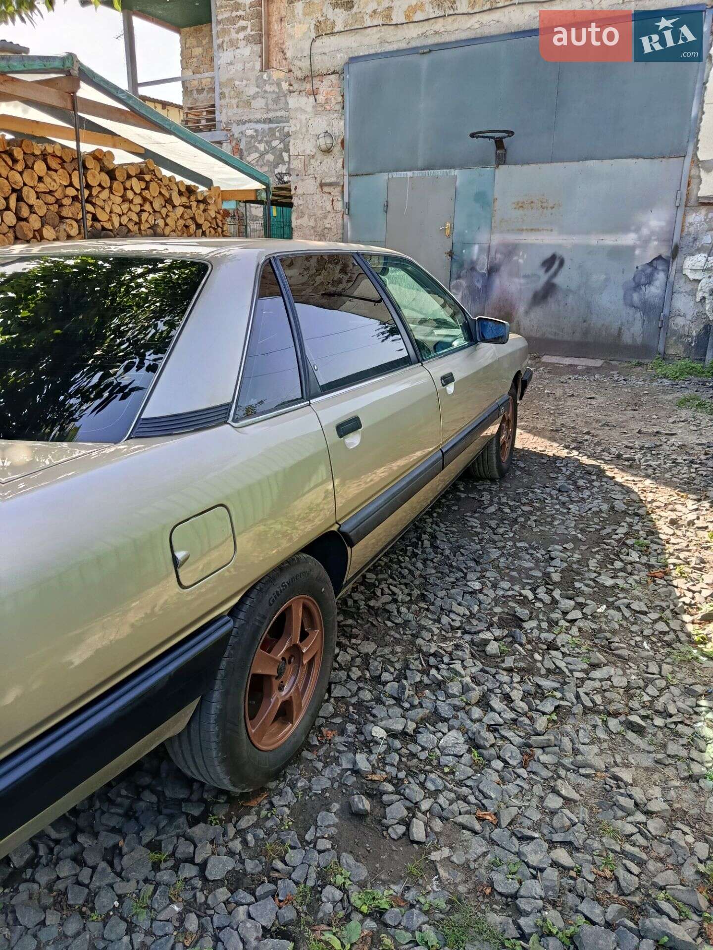 Audi 100 1989 VIN WAUZZZ44ZKN058729 фото оголошення 28 з 30