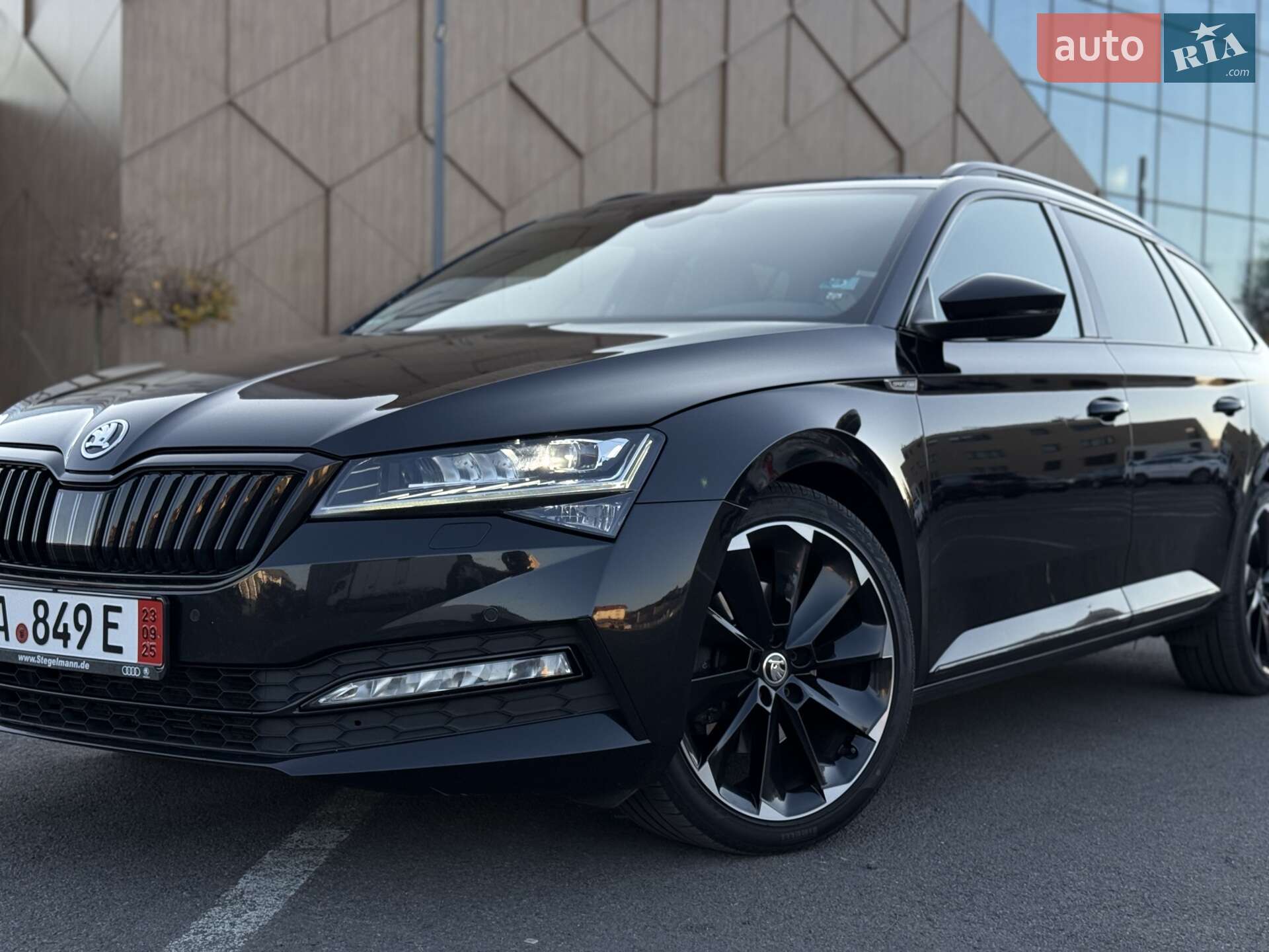 Skoda Superb 2020 VIN TMBLJ9NP4L7057883 фото оголошення 3 з 39