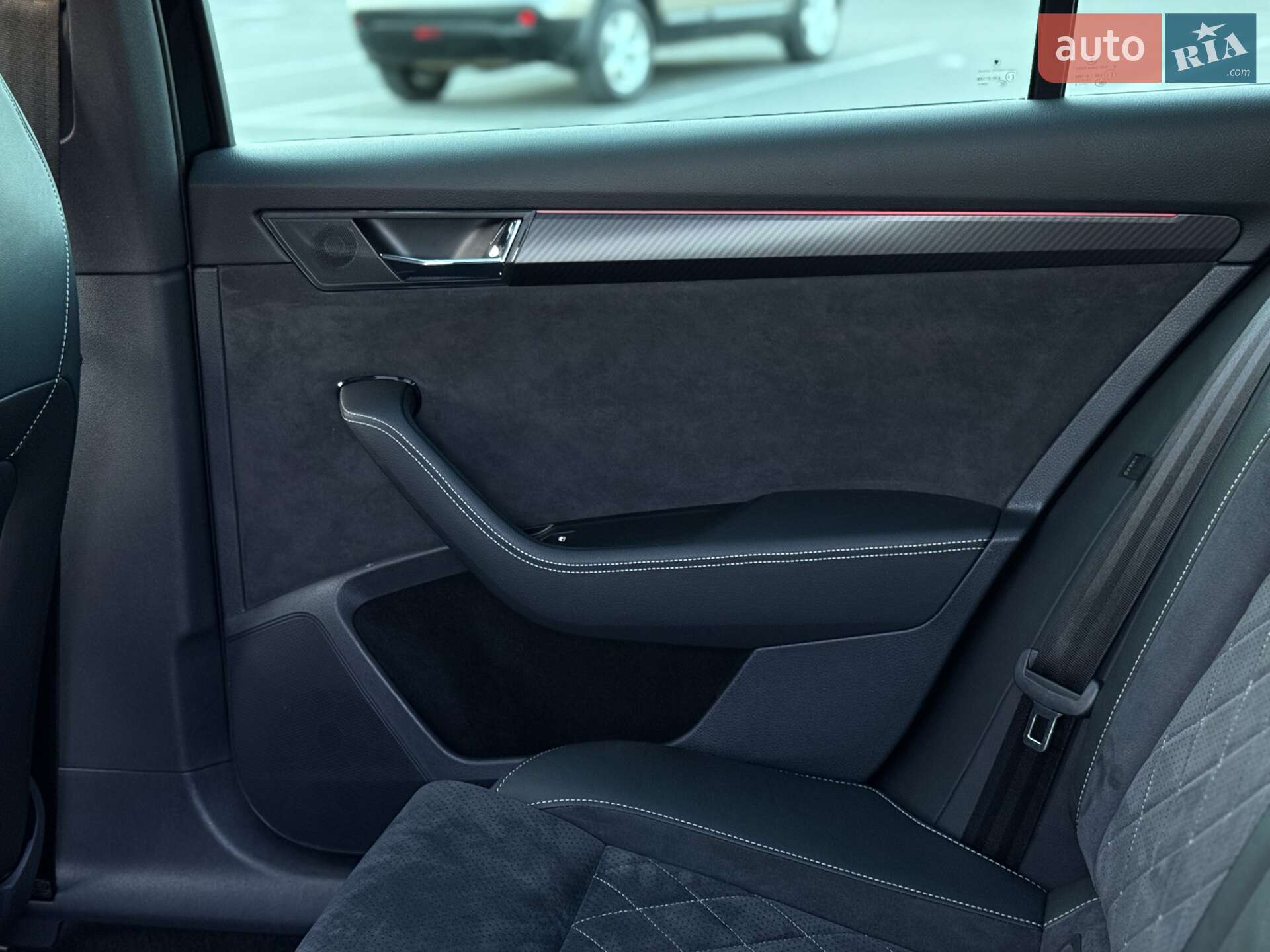 Skoda Superb 2020 VIN TMBLJ9NP4L7057883 фото оголошення 25 з 39