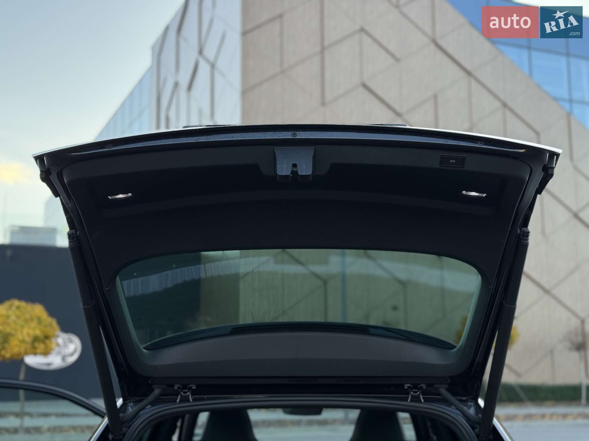 Skoda Superb 2020 VIN TMBLJ9NP4L7057883 фото оголошення 34 з 39