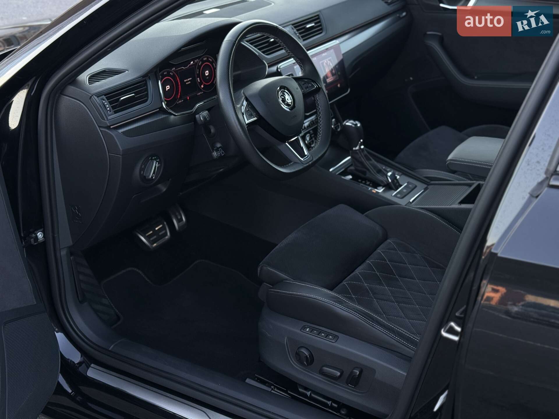 Skoda Superb 2020 VIN TMBLJ9NP4L7057883 фото оголошення 17 з 39