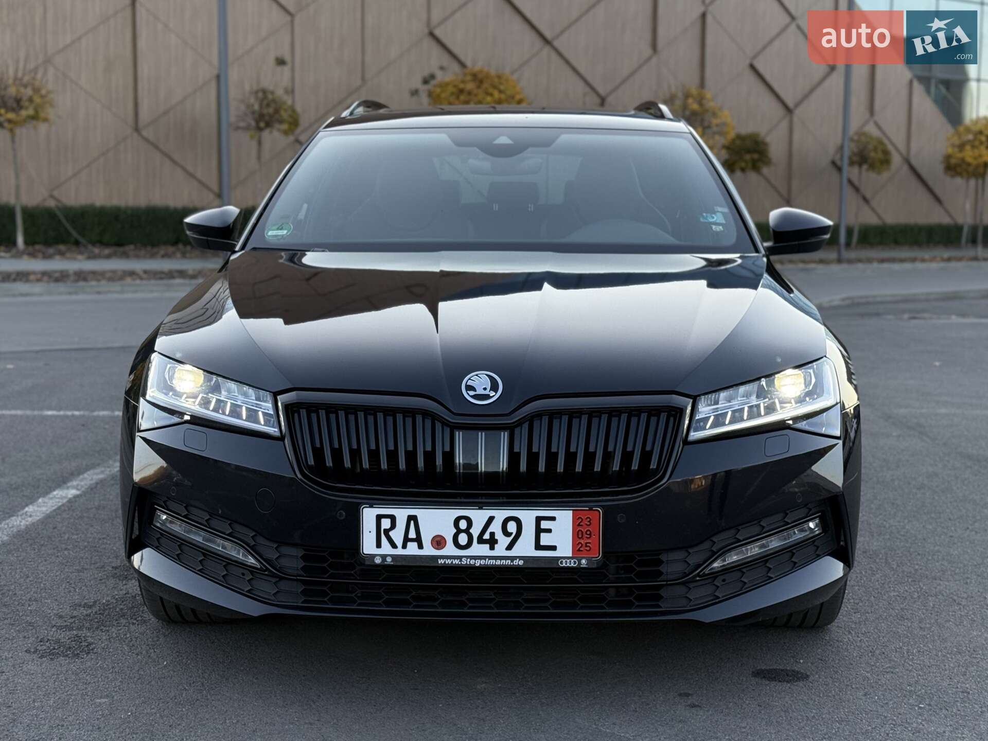 Skoda Superb 2020 VIN TMBLJ9NP4L7057883 фото оголошення 4 з 39