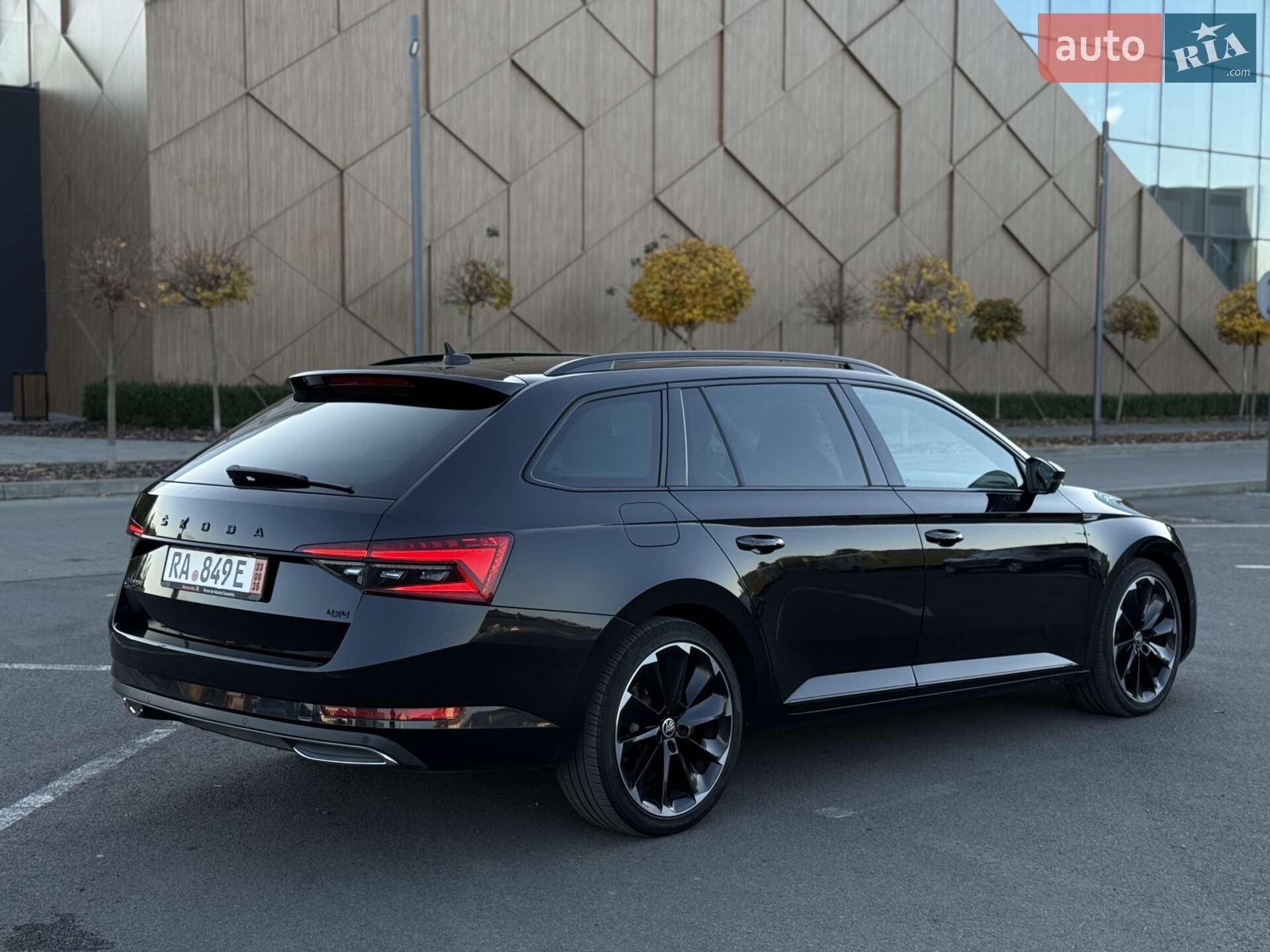 Skoda Superb 2020 VIN TMBLJ9NP4L7057883 фото оголошення 6 з 39