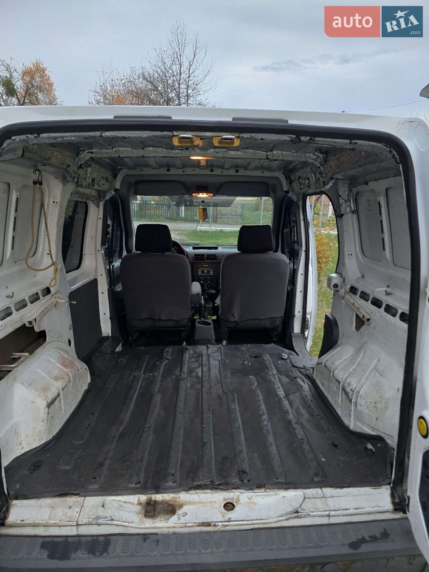 Ford Transit Connect 2008 VIN WF0TXXTTPT8R20745 фото оголошення 12 з 22