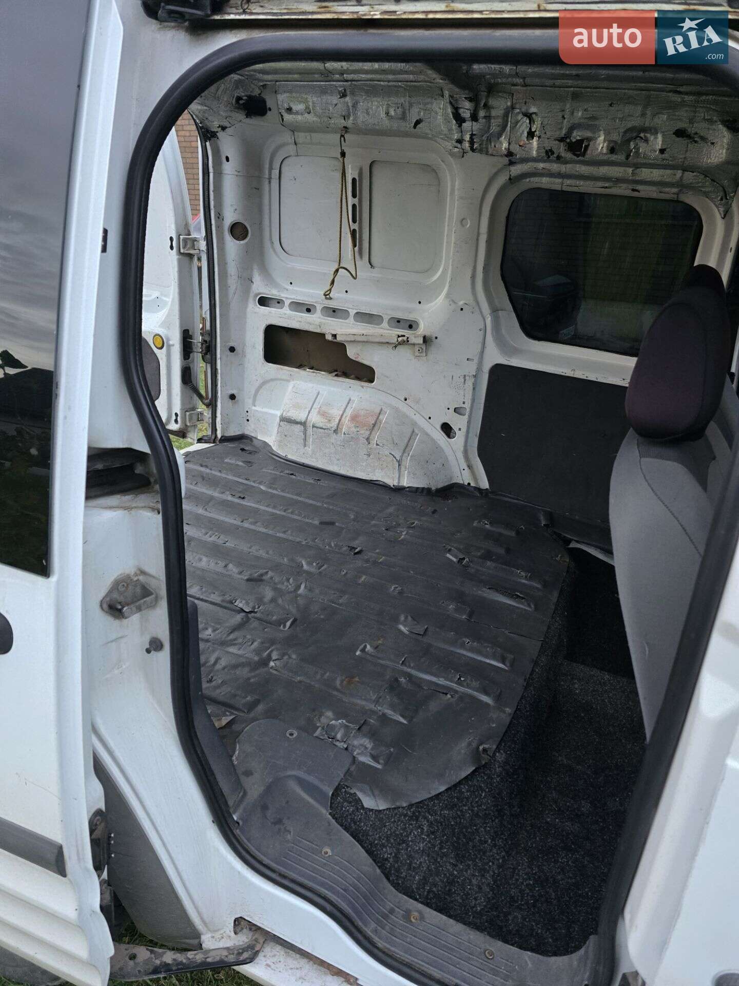 Ford Transit Connect 2008 VIN WF0TXXTTPT8R20745 фото оголошення 14 з 22