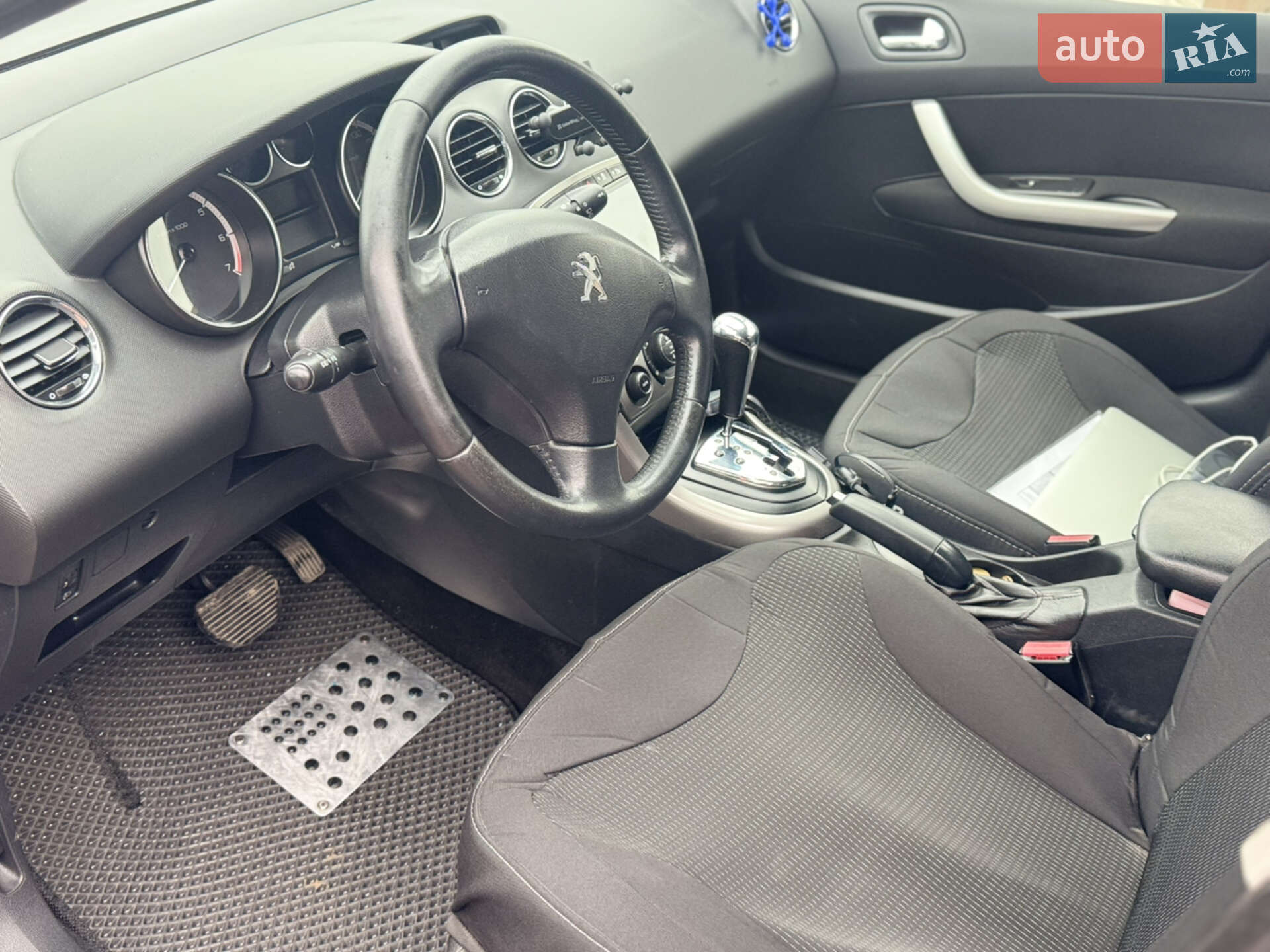 Peugeot 308 2012 VIN VF34H5FS9CS038338 фото оголошення 12 з 18