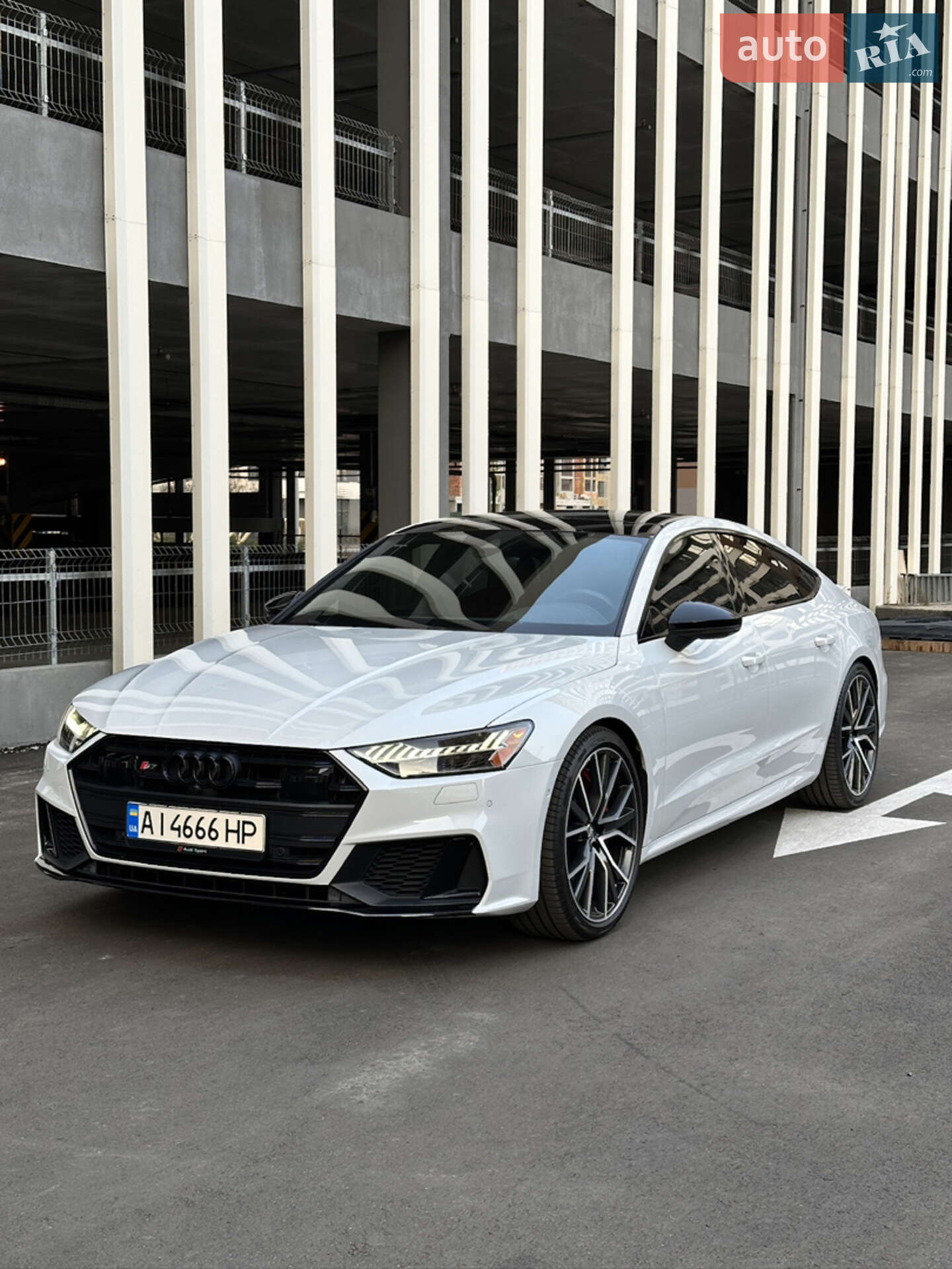 Audi S7 Sportback 2019 VIN WAUSFAF22LN017182 фото оголошення 3 з 34