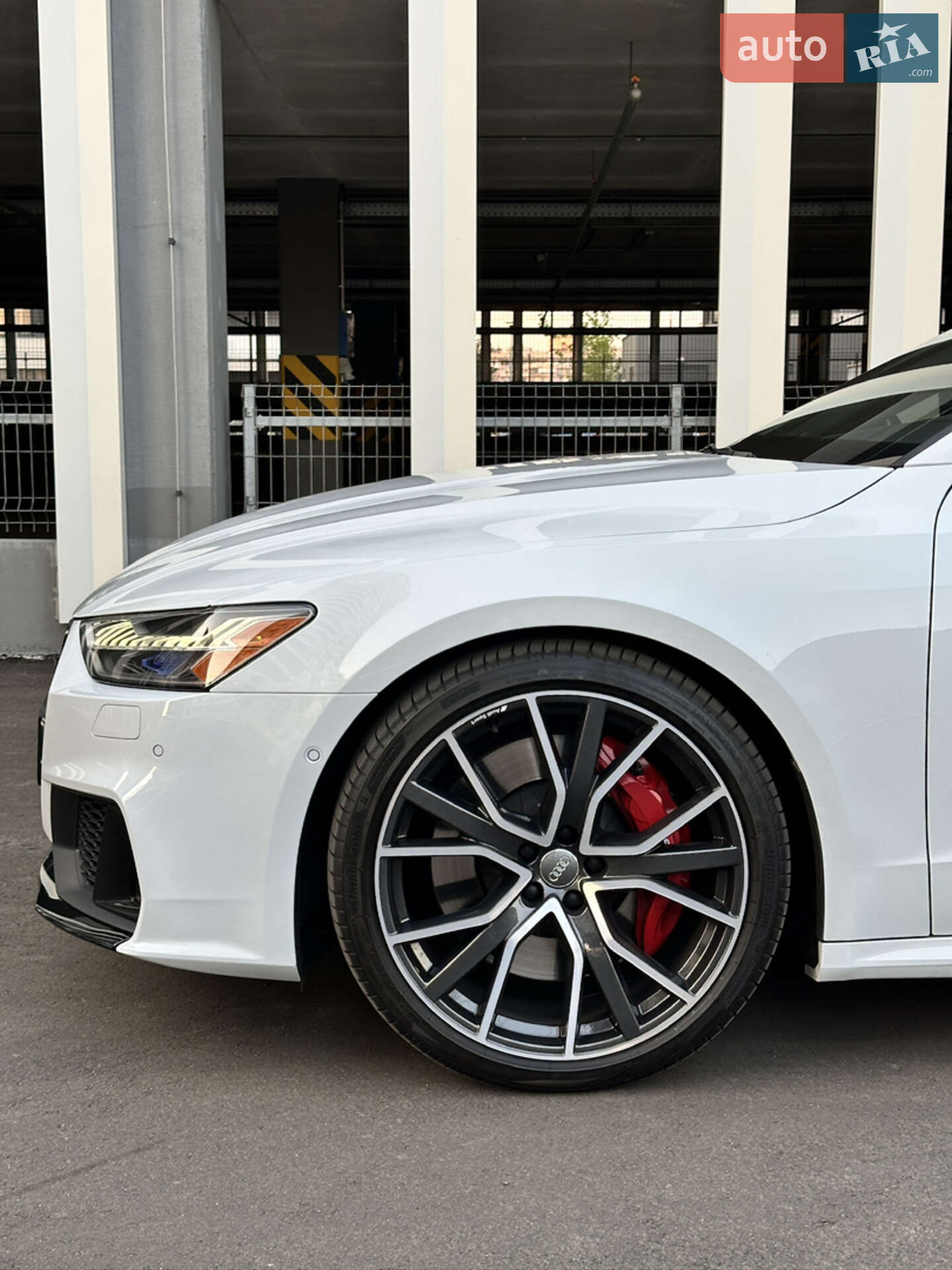 Audi S7 Sportback 2019 VIN WAUSFAF22LN017182 фото оголошення 2 з 34