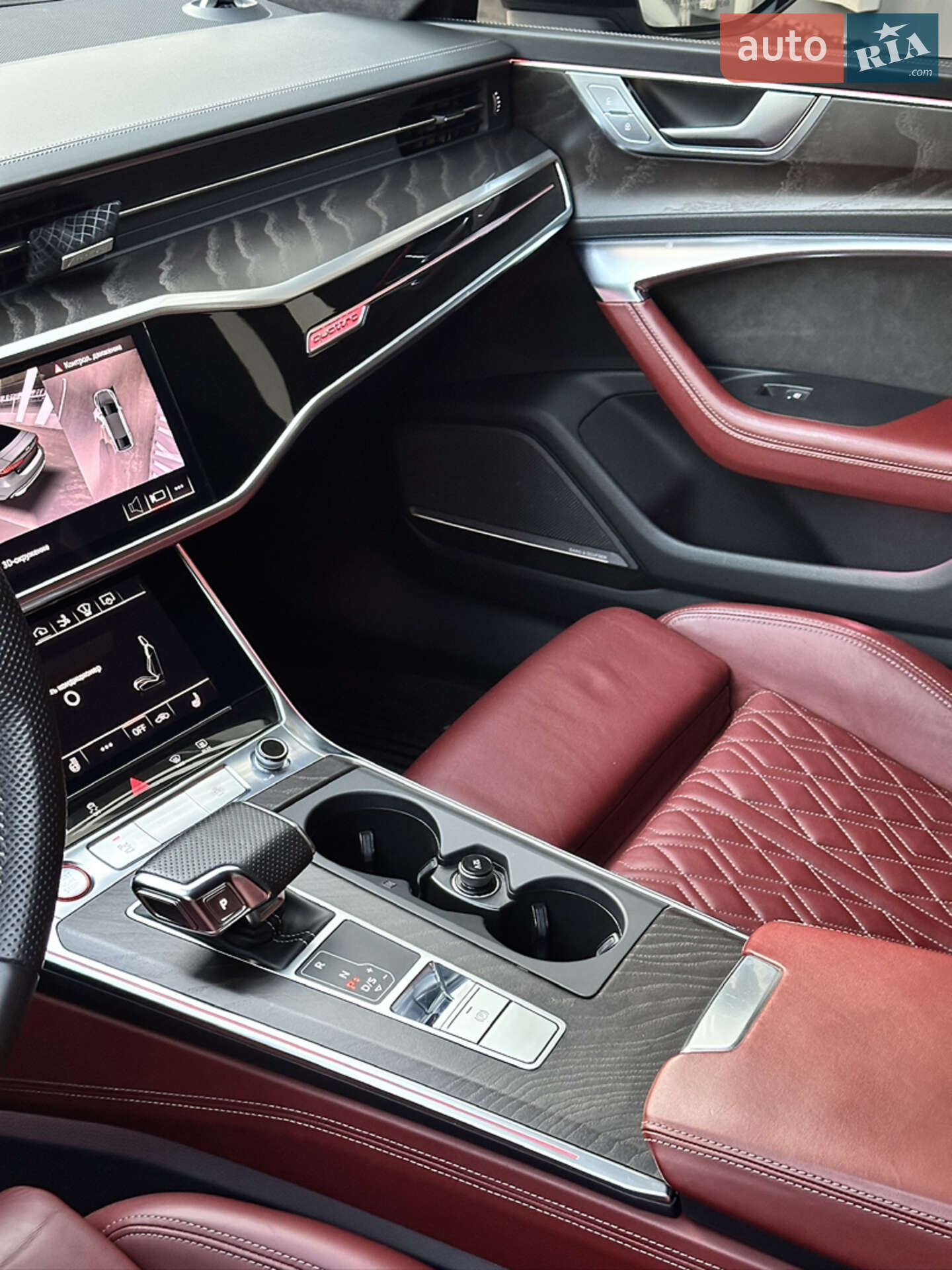Audi S7 Sportback 2019 VIN WAUSFAF22LN017182 фото оголошення 18 з 34