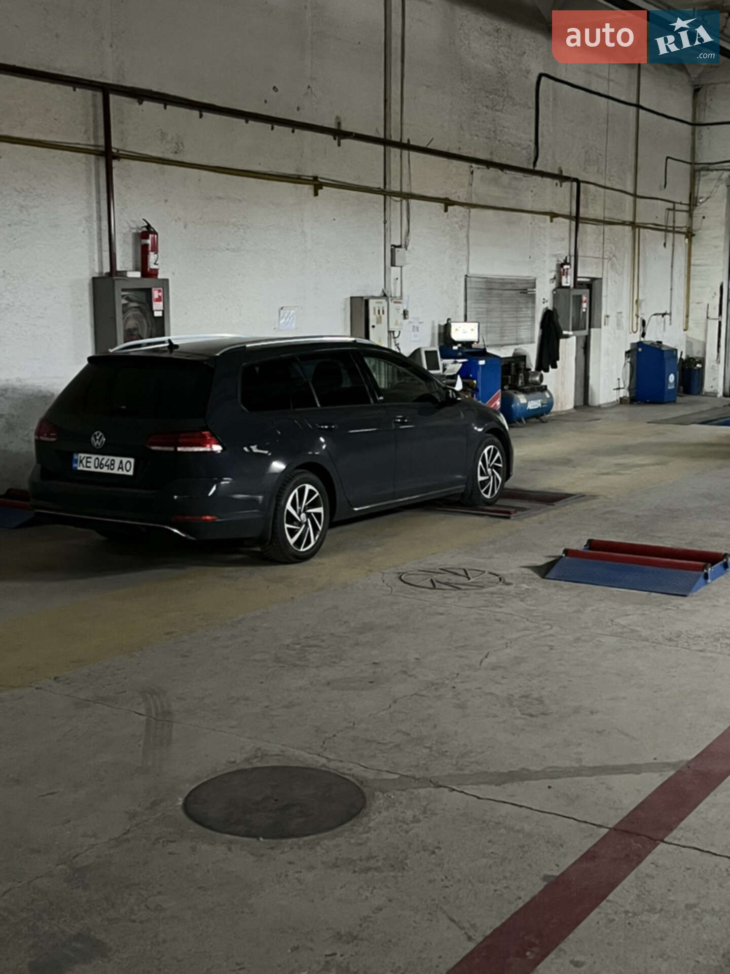 Volkswagen Golf 2017 VIN WVWZZZAUZJP507170 фото оголошення 41 з 58
