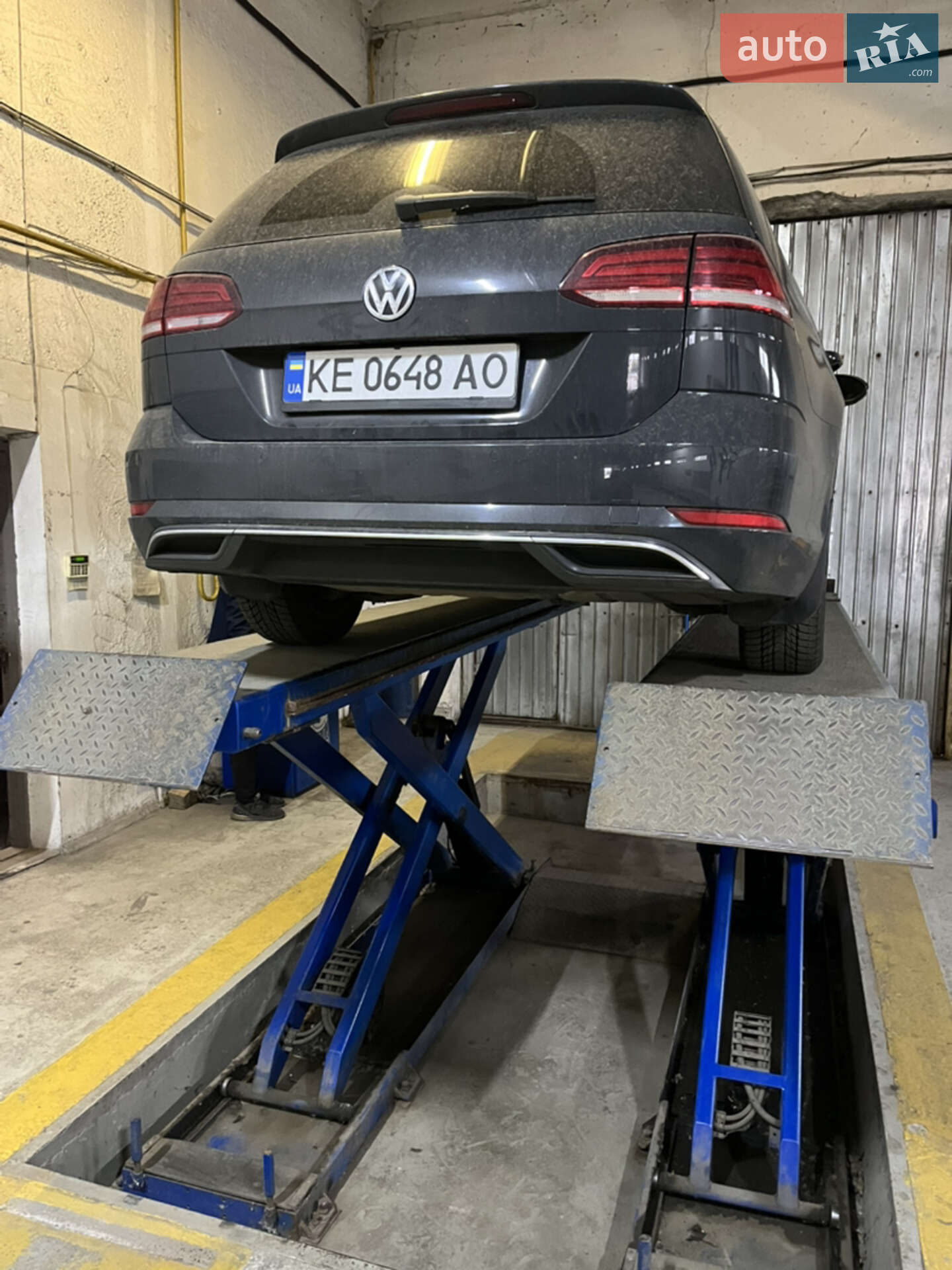 Volkswagen Golf 2017 VIN WVWZZZAUZJP507170 фото оголошення 38 з 58
