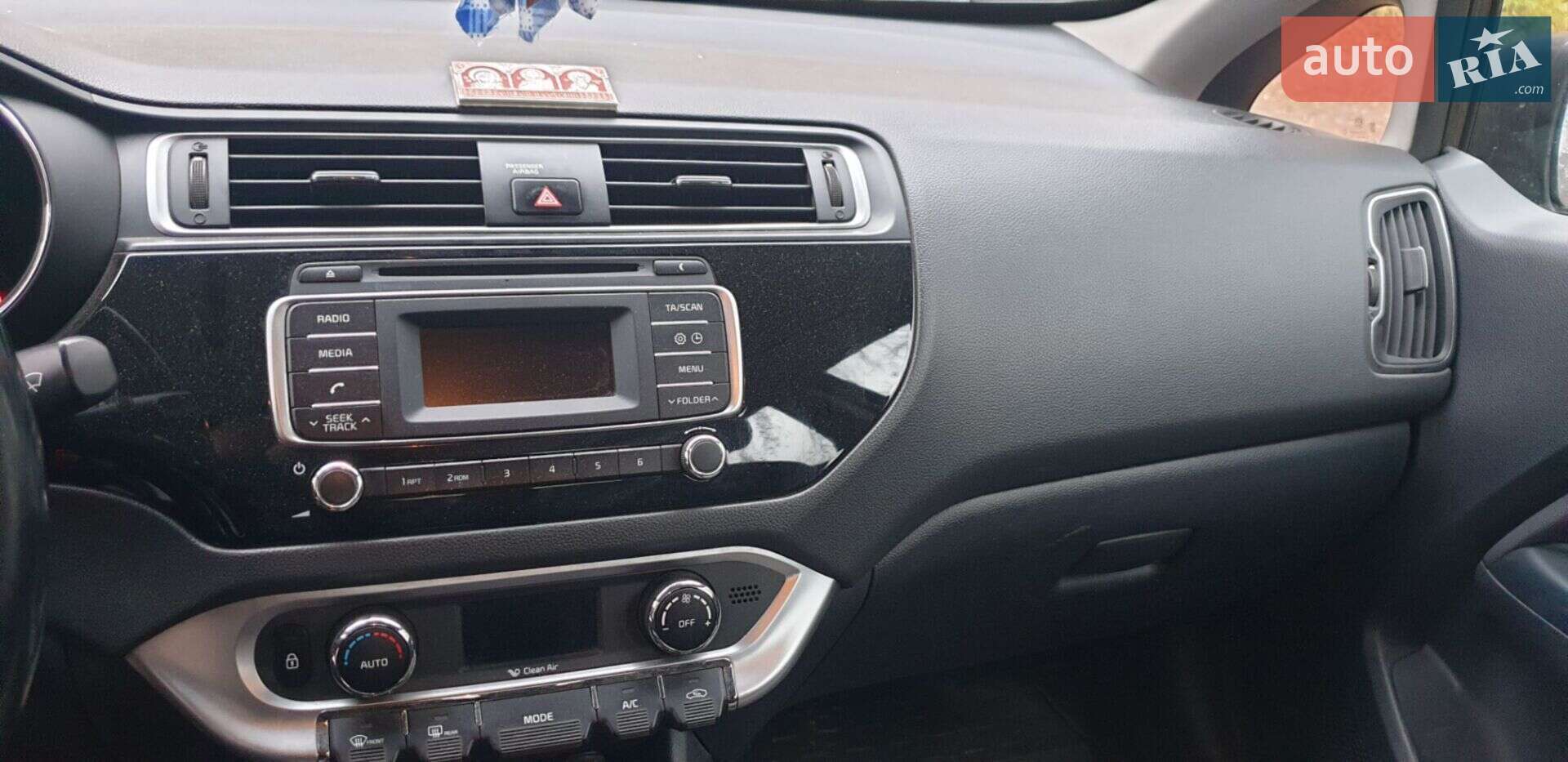 Kia Rio 2016 VIN KNADN412BG6092121 фото оголошення 12 з 25