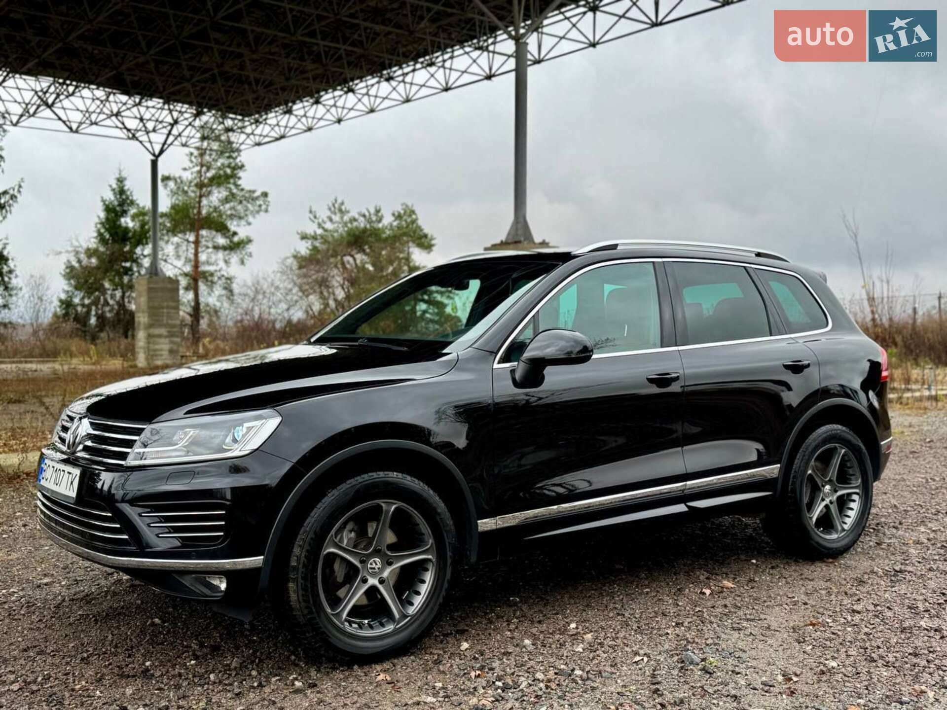 Volkswagen Touareg 2017 VIN WVGZZZ7PZHD043121 фото оголошення 5 з 27