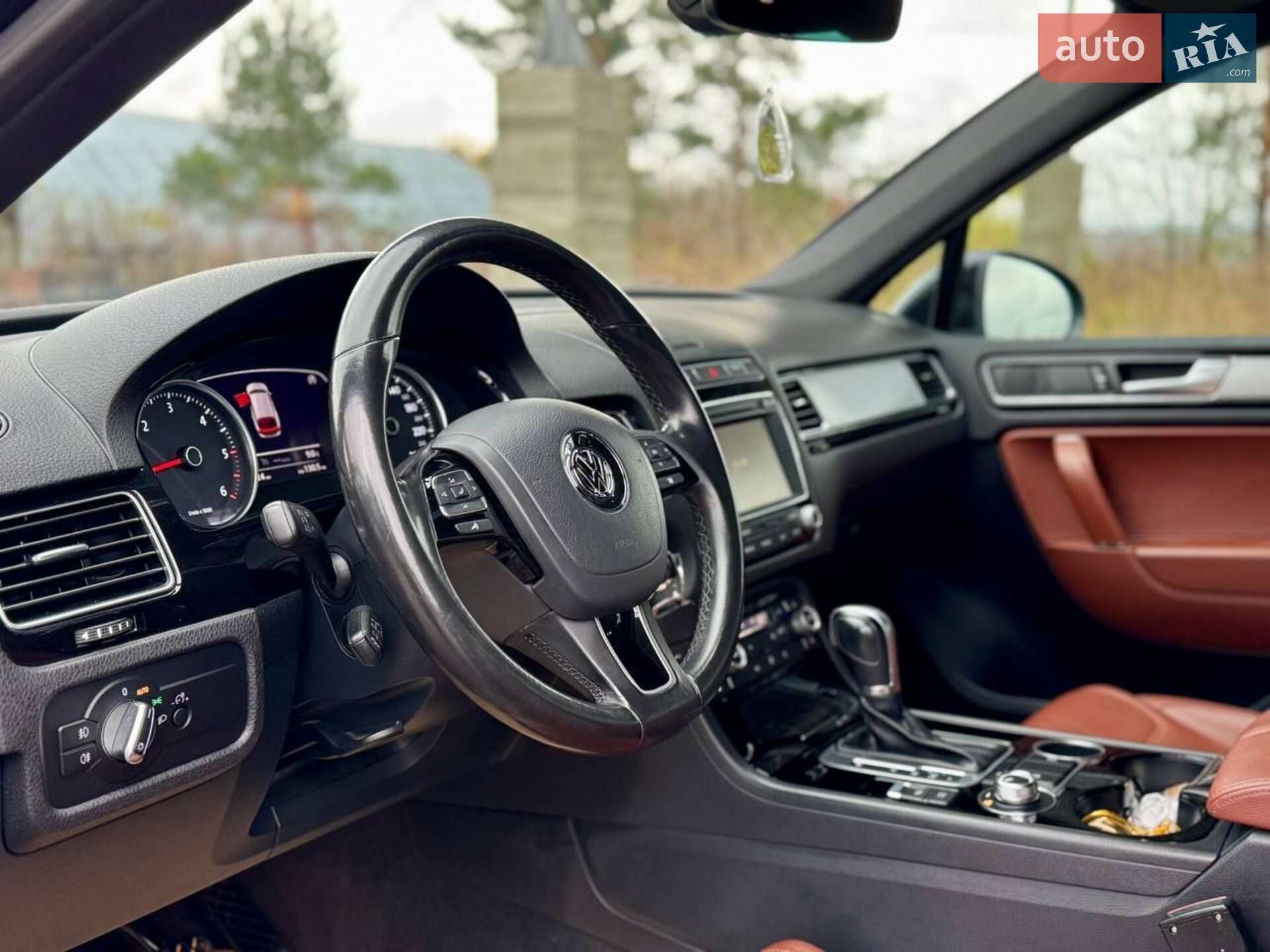 Volkswagen Touareg 2017 VIN WVGZZZ7PZHD043121 фото оголошення 24 з 27