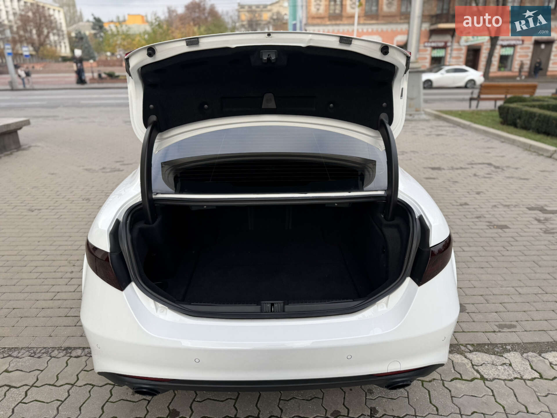 Alfa Romeo Giulia 2020 VIN ZARFAMAN3K7609494 фото оголошення 32 з 65