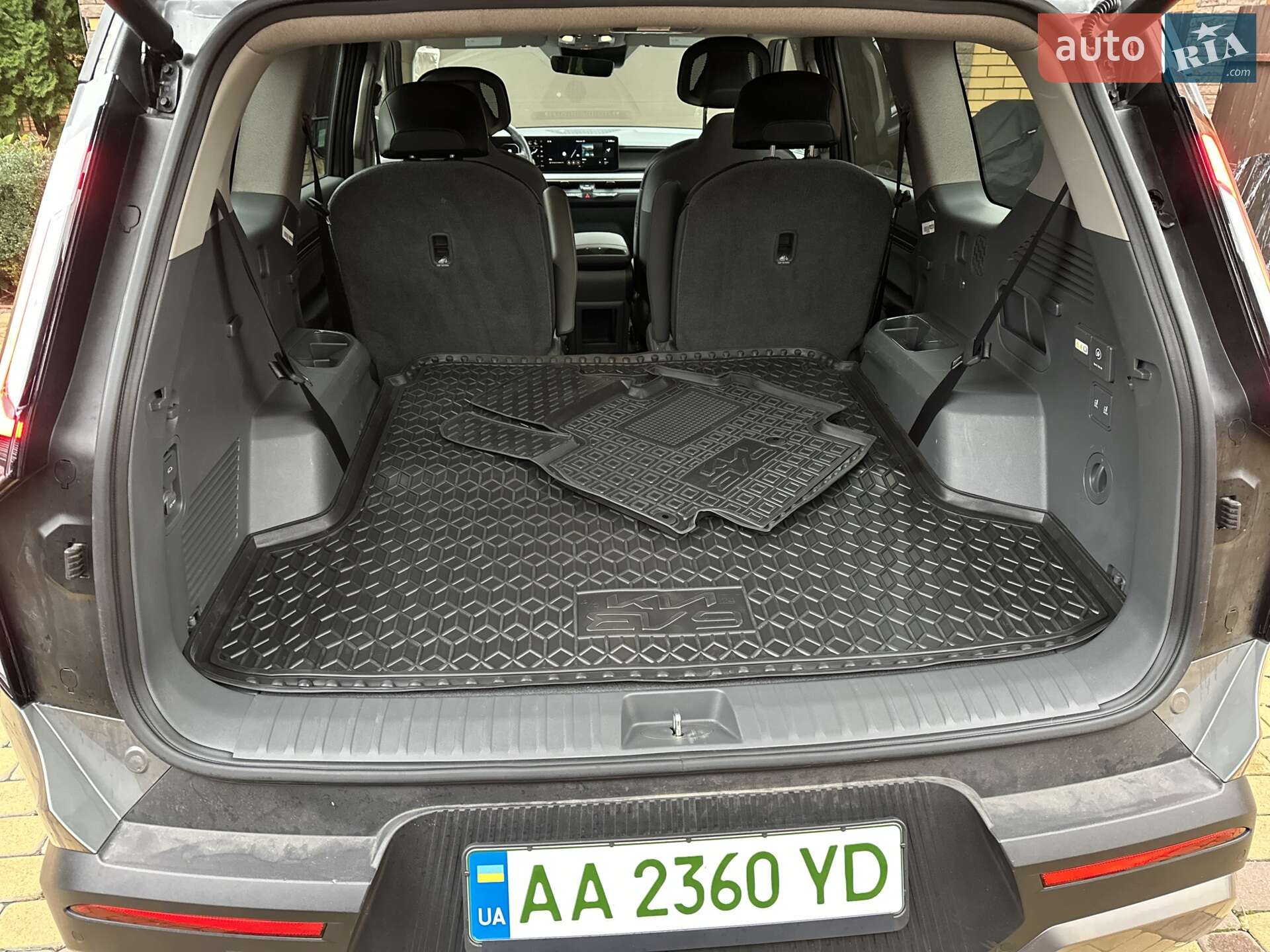 Kia EV9 2023 VIN KNDAB5S11R6030524 фото оголошення 6 з 35