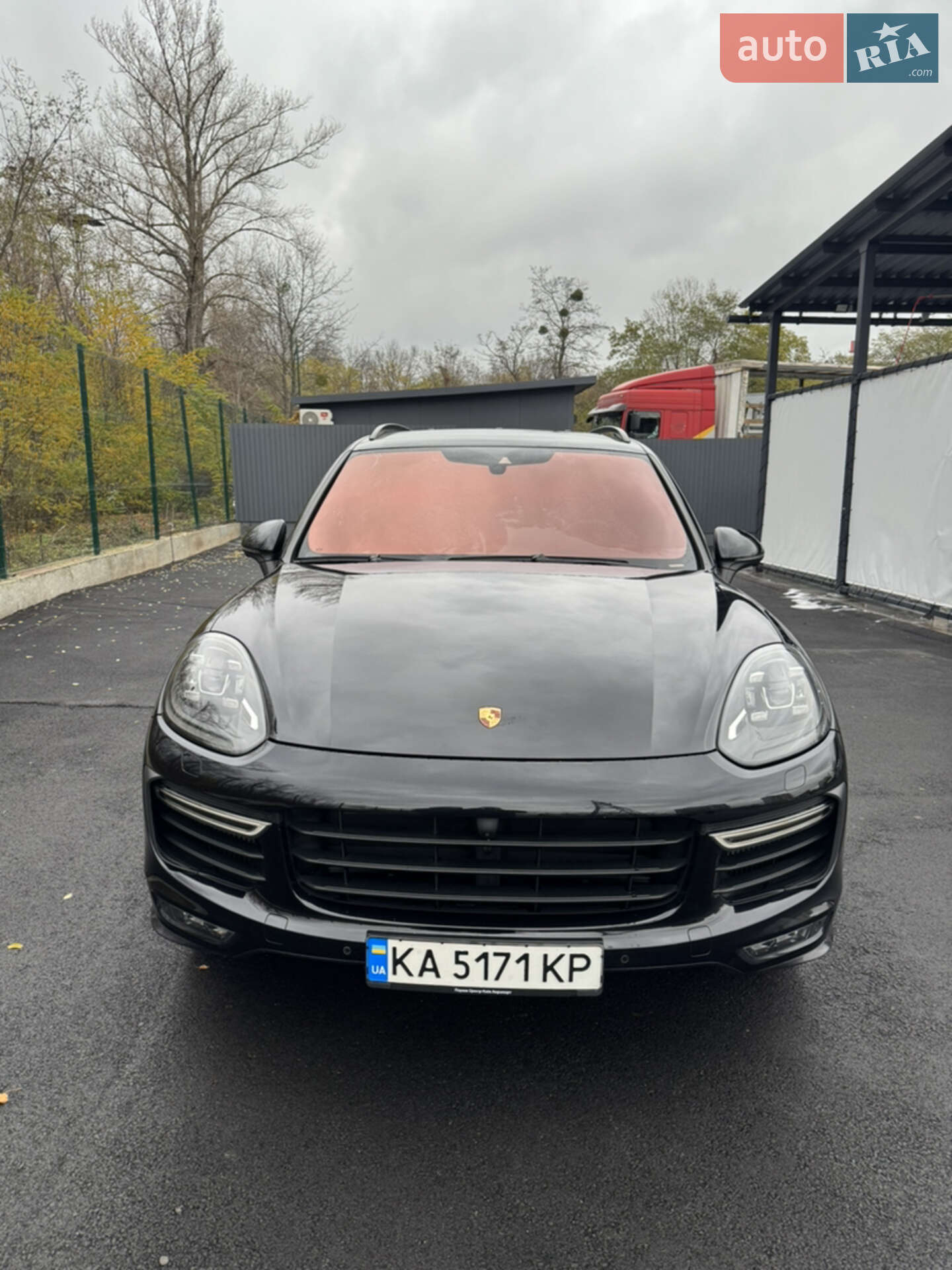 Porsche Cayenne 2017 VIN WP1ZZZ92ZHLA84060 фото оголошення 10 з 28