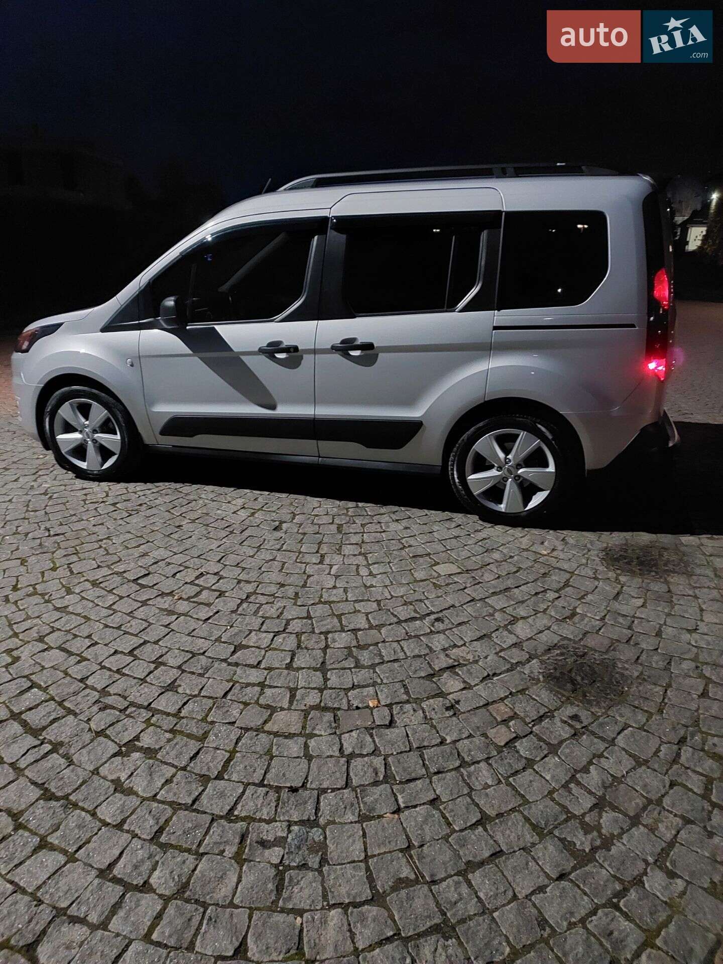 Ford Tourneo Connect 2018 VIN WF0TXXWPGTJU72925 фото оголошення 19 з 80