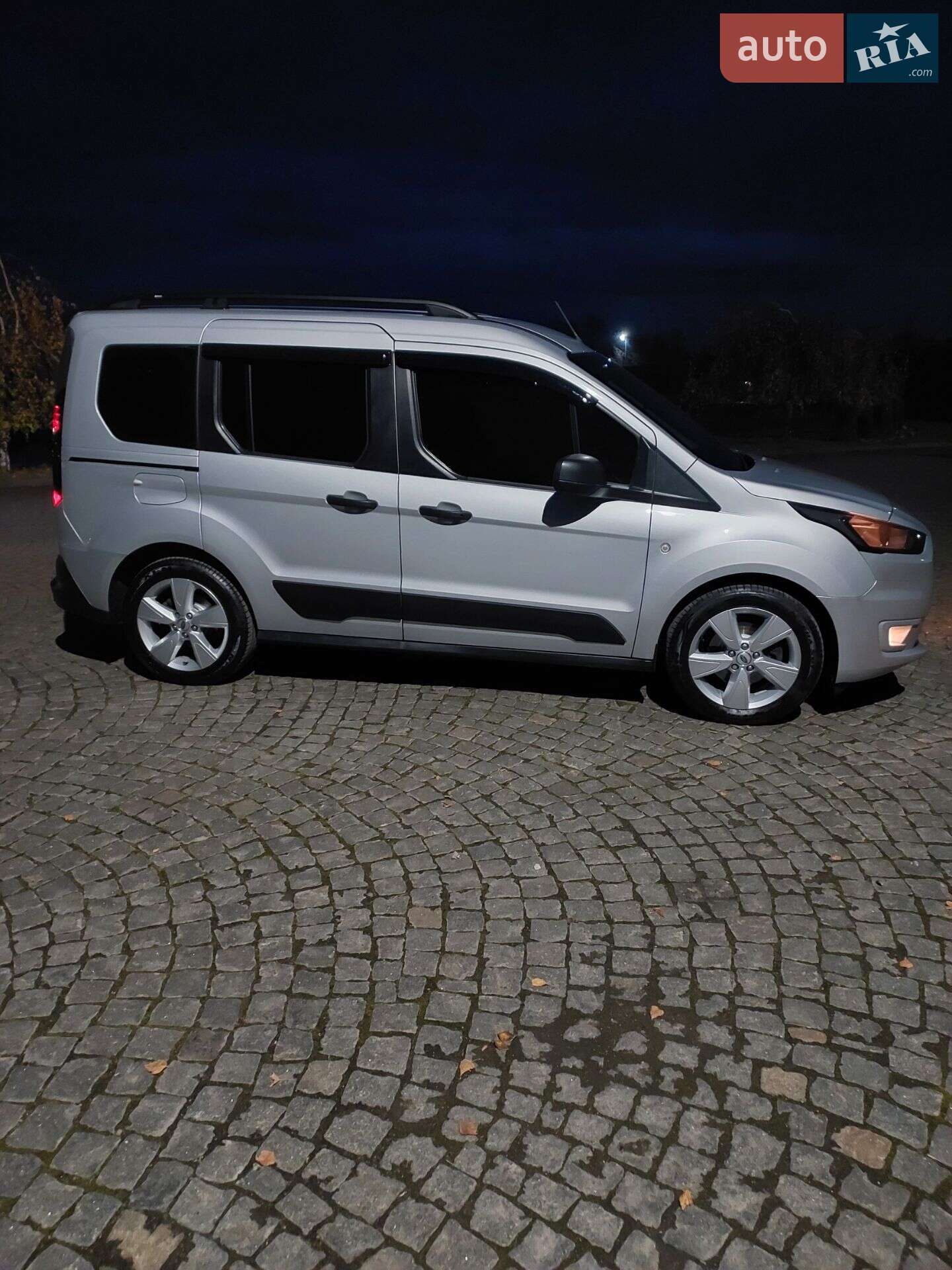 Ford Tourneo Connect 2018 VIN WF0TXXWPGTJU72925 фото оголошення 20 з 80
