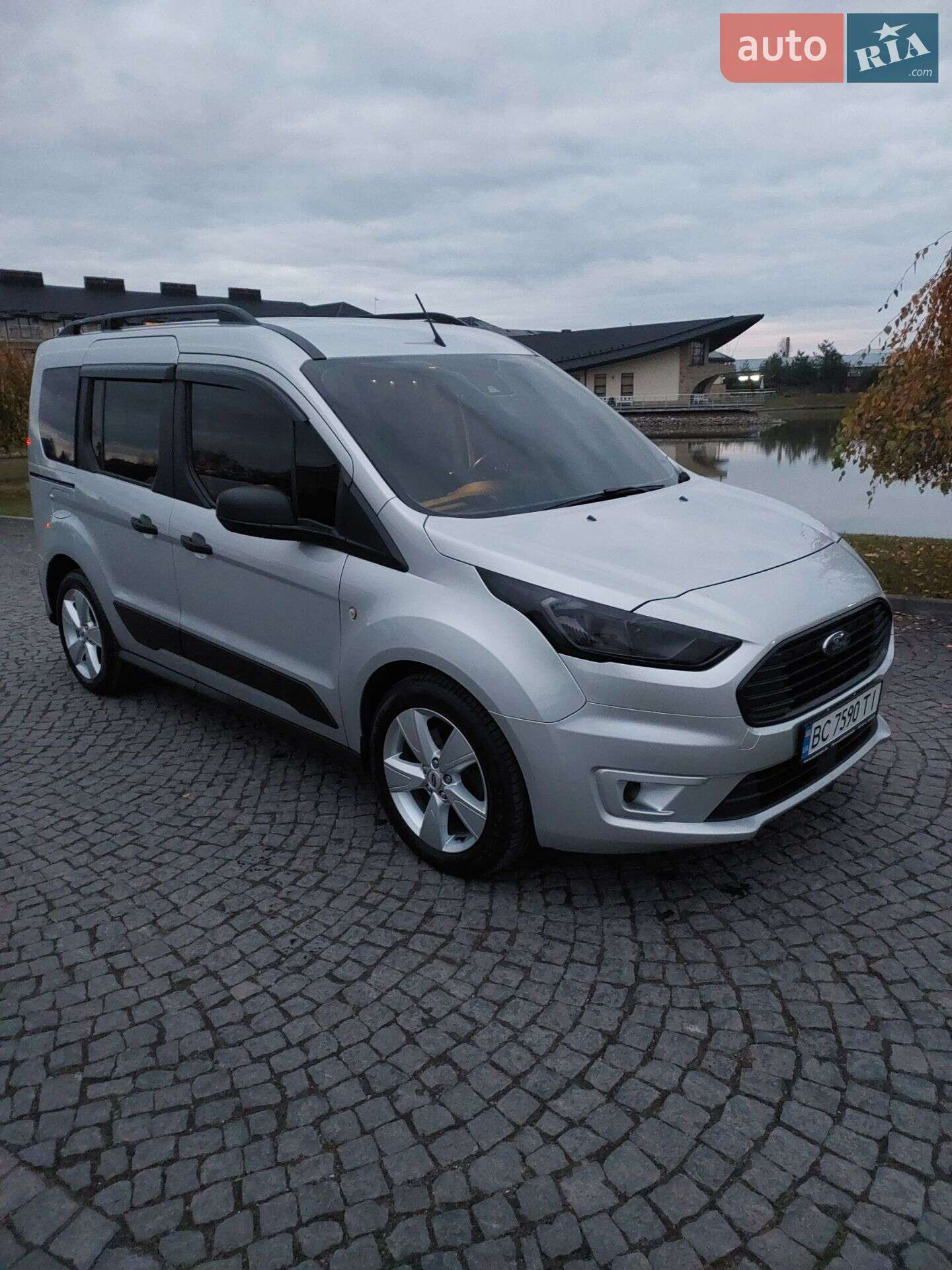Ford Tourneo Connect 2018 VIN WF0TXXWPGTJU72925 фото оголошення 9 з 80