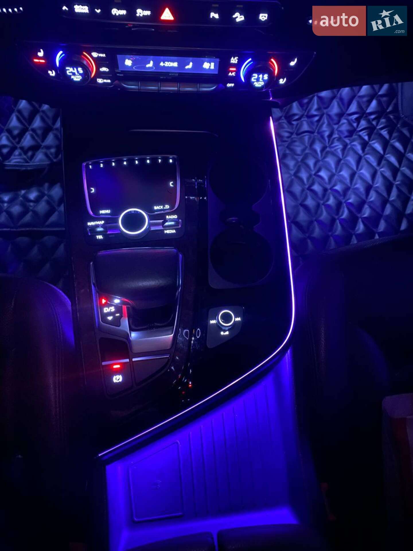 Audi Q7 2017 VIN WA1VAAF7XJD017583 фото оголошення 7 з 23