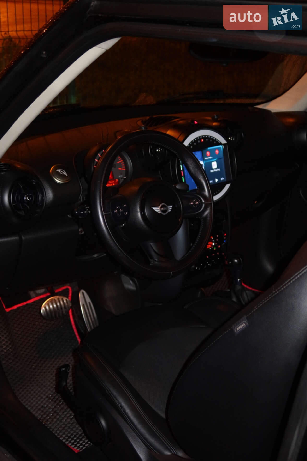 Mini Paceman 2015 VIN WMWSS7C56FWS44886 фото оголошення 11 з 18