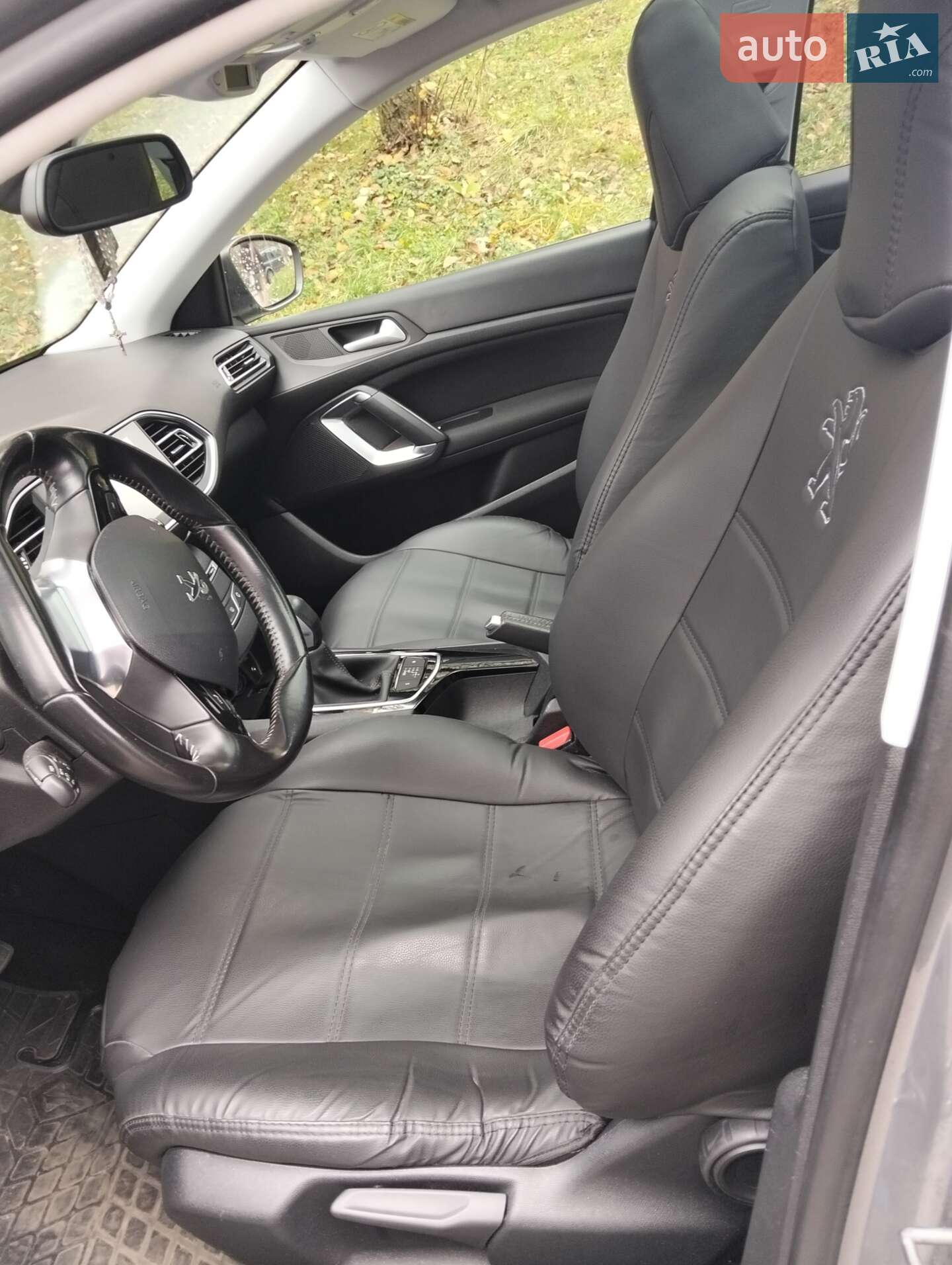 Peugeot 308 2015 VIN VF3LCBHZWFS049746 фото оголошення 6 з 9