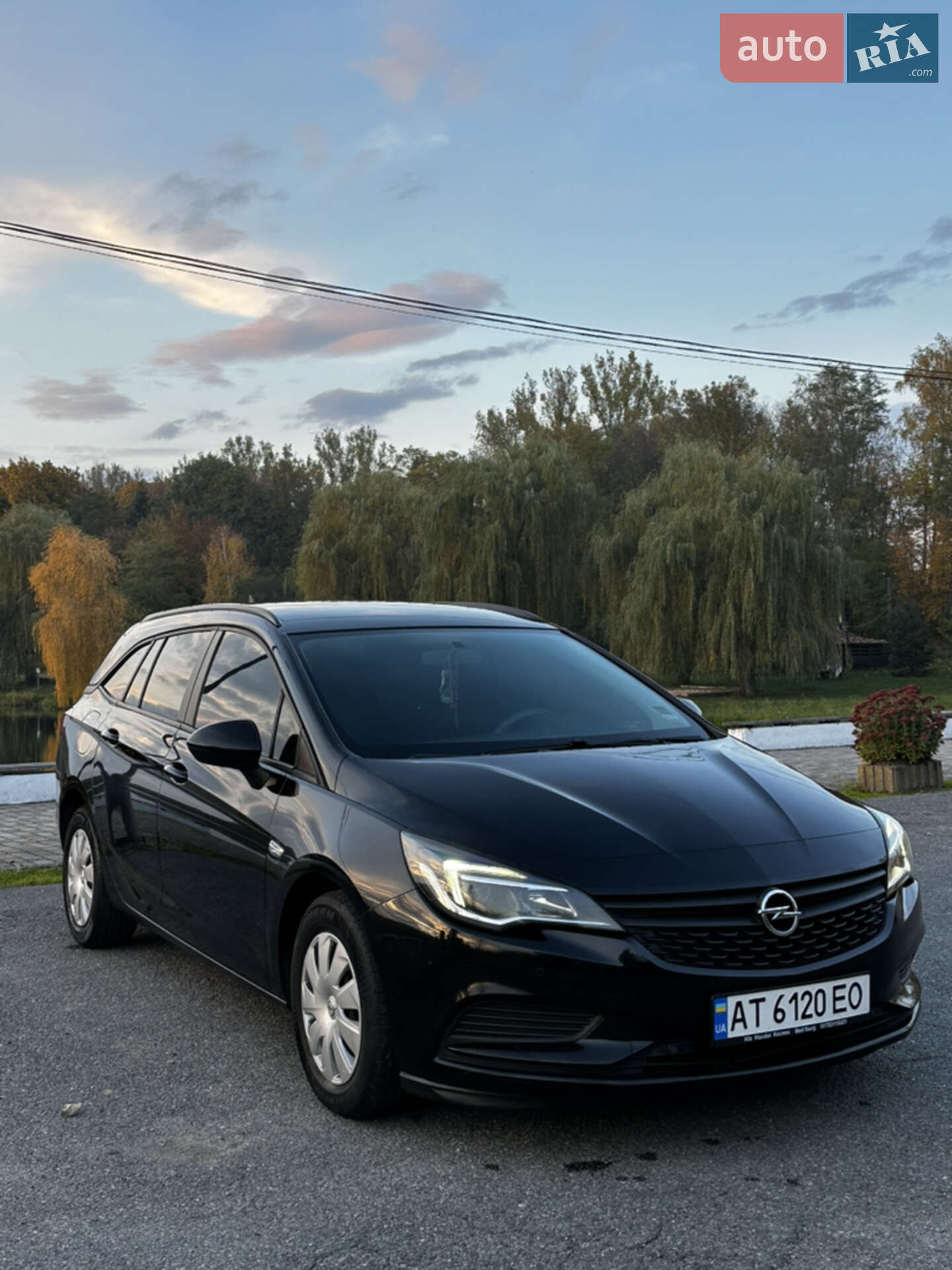 Opel Astra 2017 VIN W0LBC8EK1H8088674 фото оголошення 2 з 23