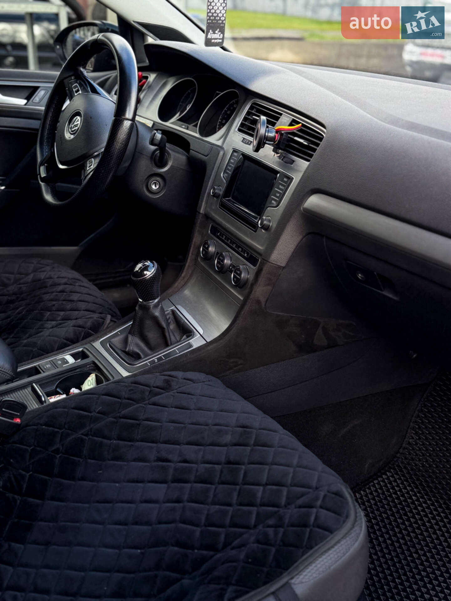 Volkswagen Golf 2014 VIN WVWZZZAUZEP582355 фото оголошення 5 з 12