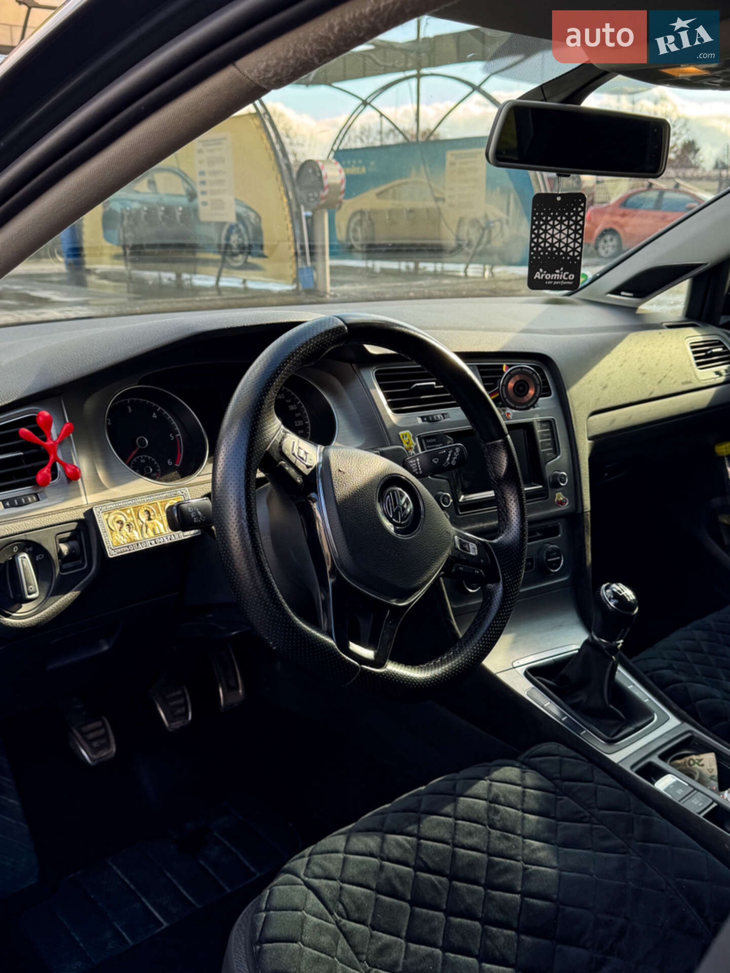 Volkswagen Golf 2014 VIN WVWZZZAUZEP582355 фото оголошення 7 з 12