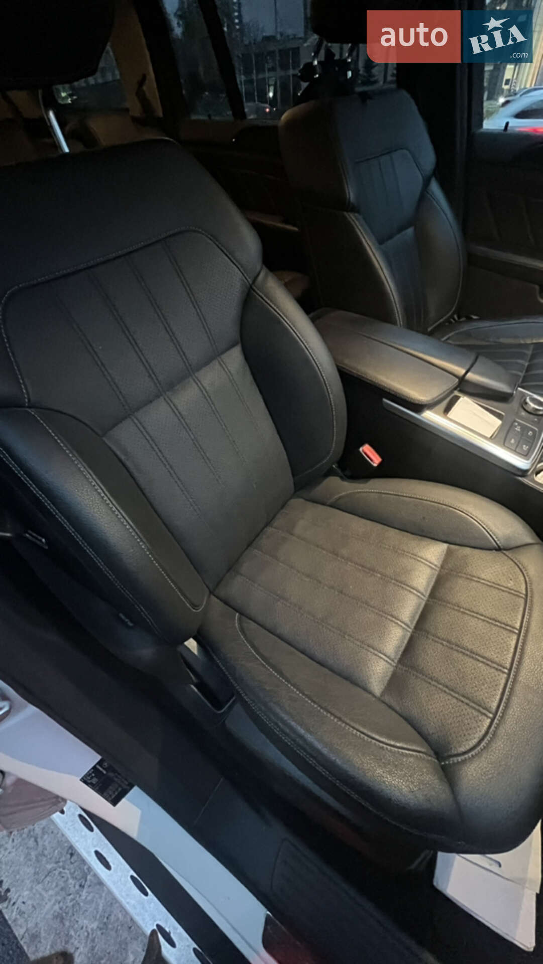 Mercedes-Benz GL-Class 2015 VIN WDC1668241A590973 фото оголошення 37 з 55