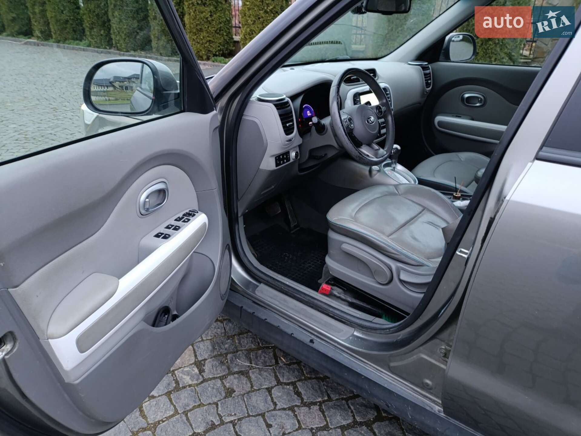 Kia Soul EV 2014 VIN KNAJX81EFF7001405 фото оголошення 16 з 28