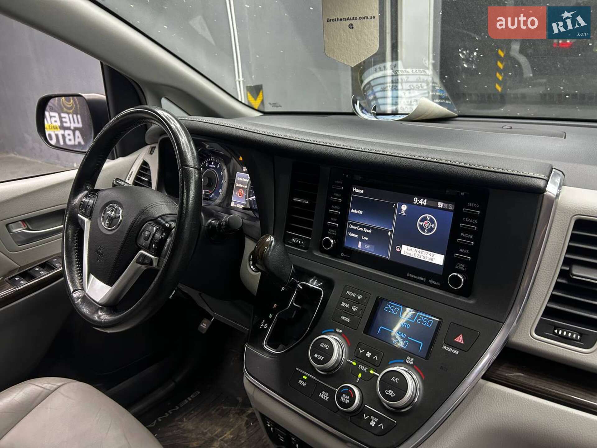 Toyota Sienna 2018 VIN 5TDYZ3DC9KS996137 фото оголошення 23 з 23