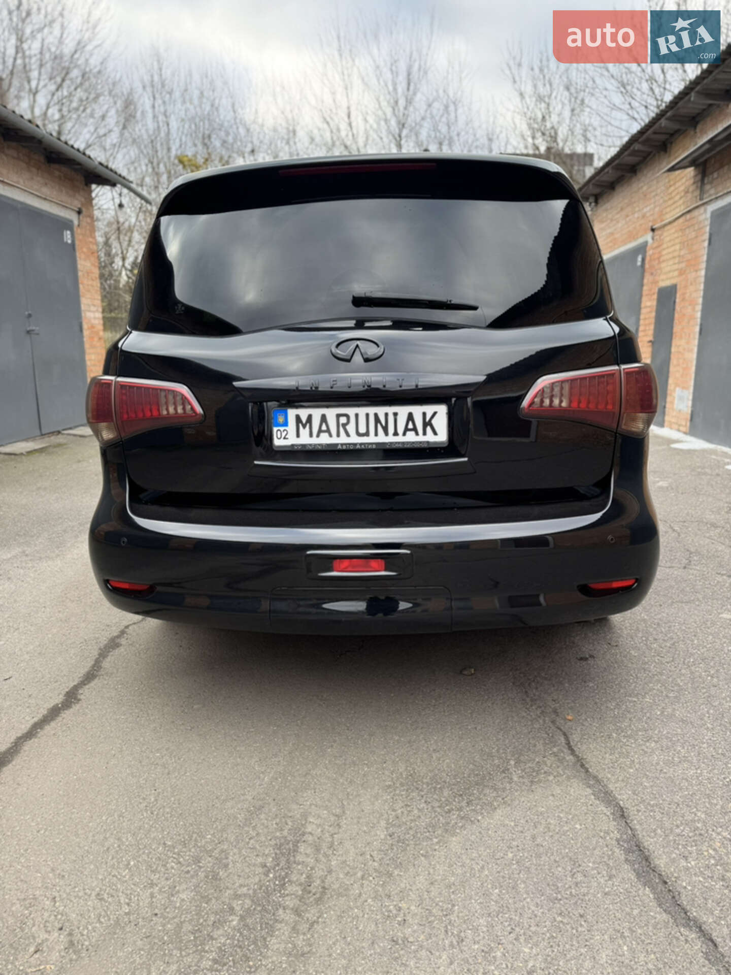Infiniti QX56 2011 VIN JN1JANZ62U0001577 фото оголошення 7 з 26