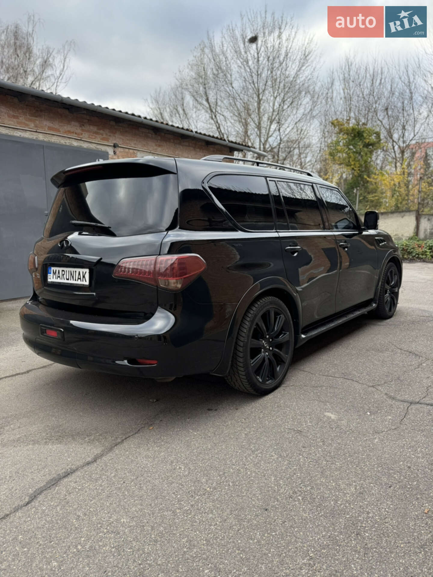 Infiniti QX56 2011 VIN JN1JANZ62U0001577 фото оголошення 6 з 26
