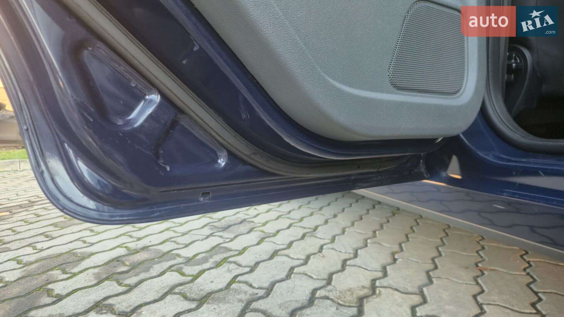 Ford Focus 2010 VIN WF0SXXGCDSAA67654 фото оголошення 15 з 21